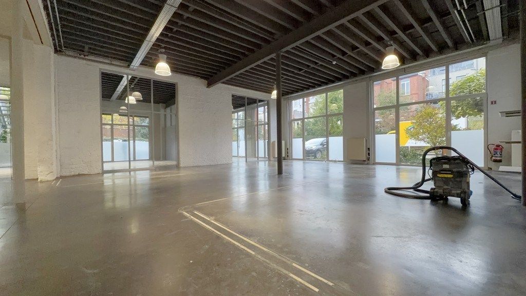 Instapklaar kantoor te huur in wijk Zurenborg te Antwerpen foto 10