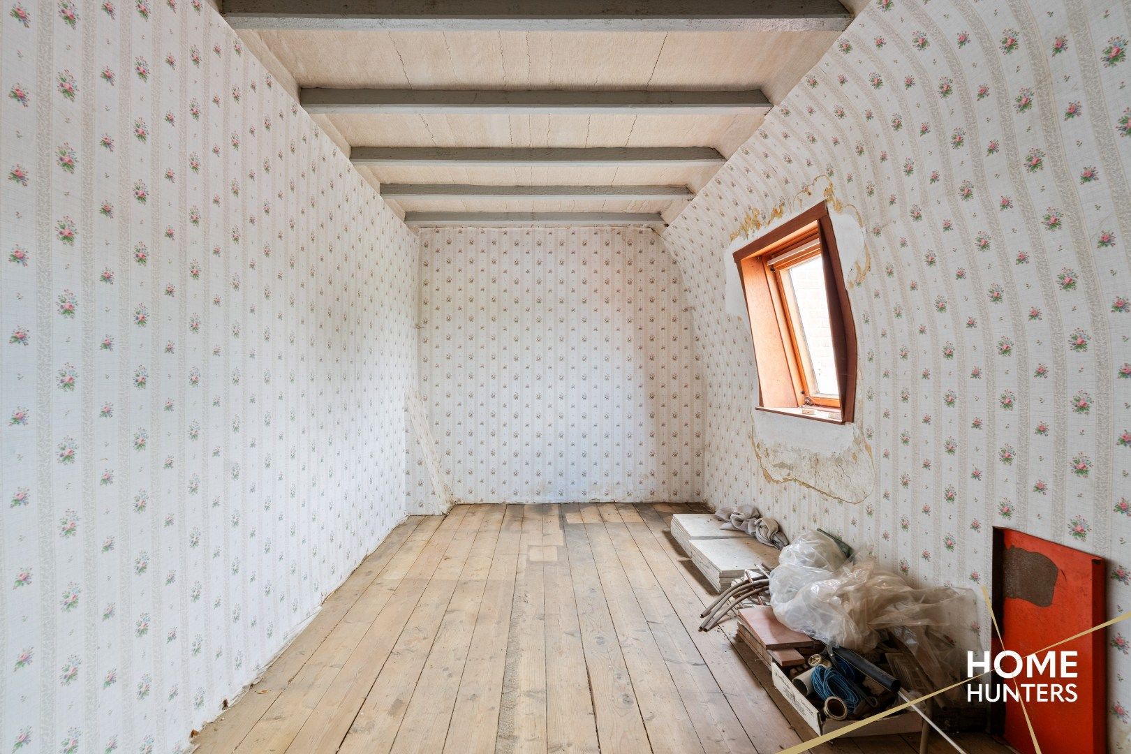Te renoveren woning met 3 slaakamers en een zonnige tuin foto 18