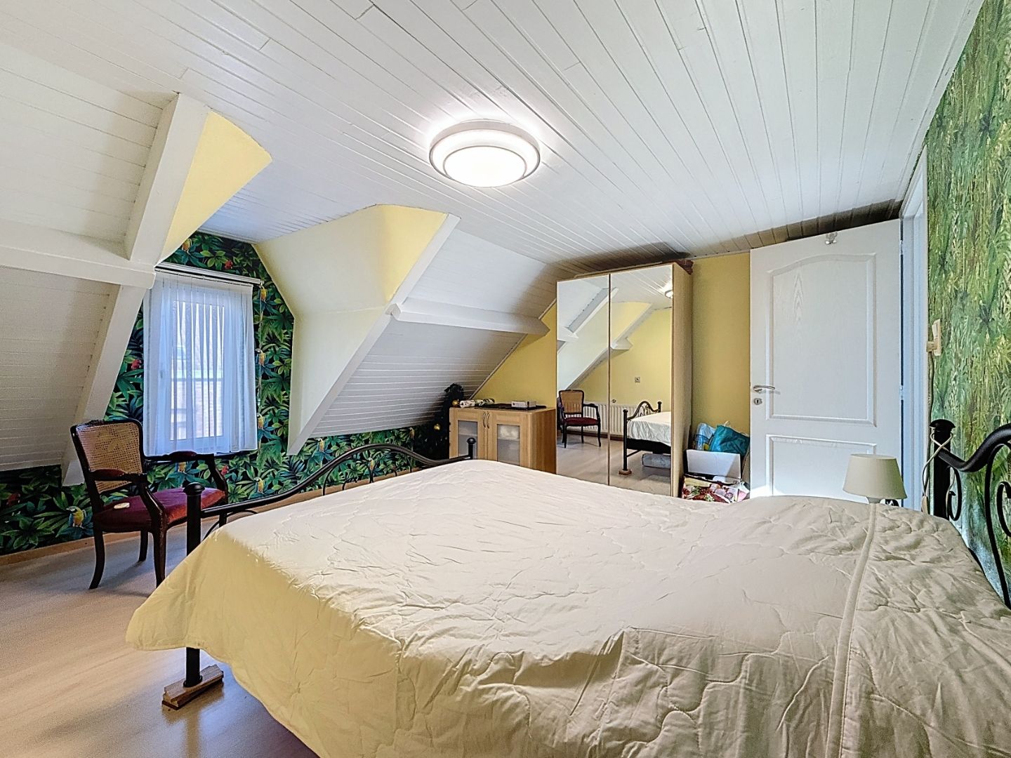 Grote gezinswoning met koer op centrale ligging te Nieuwpoort-Stad foto 22