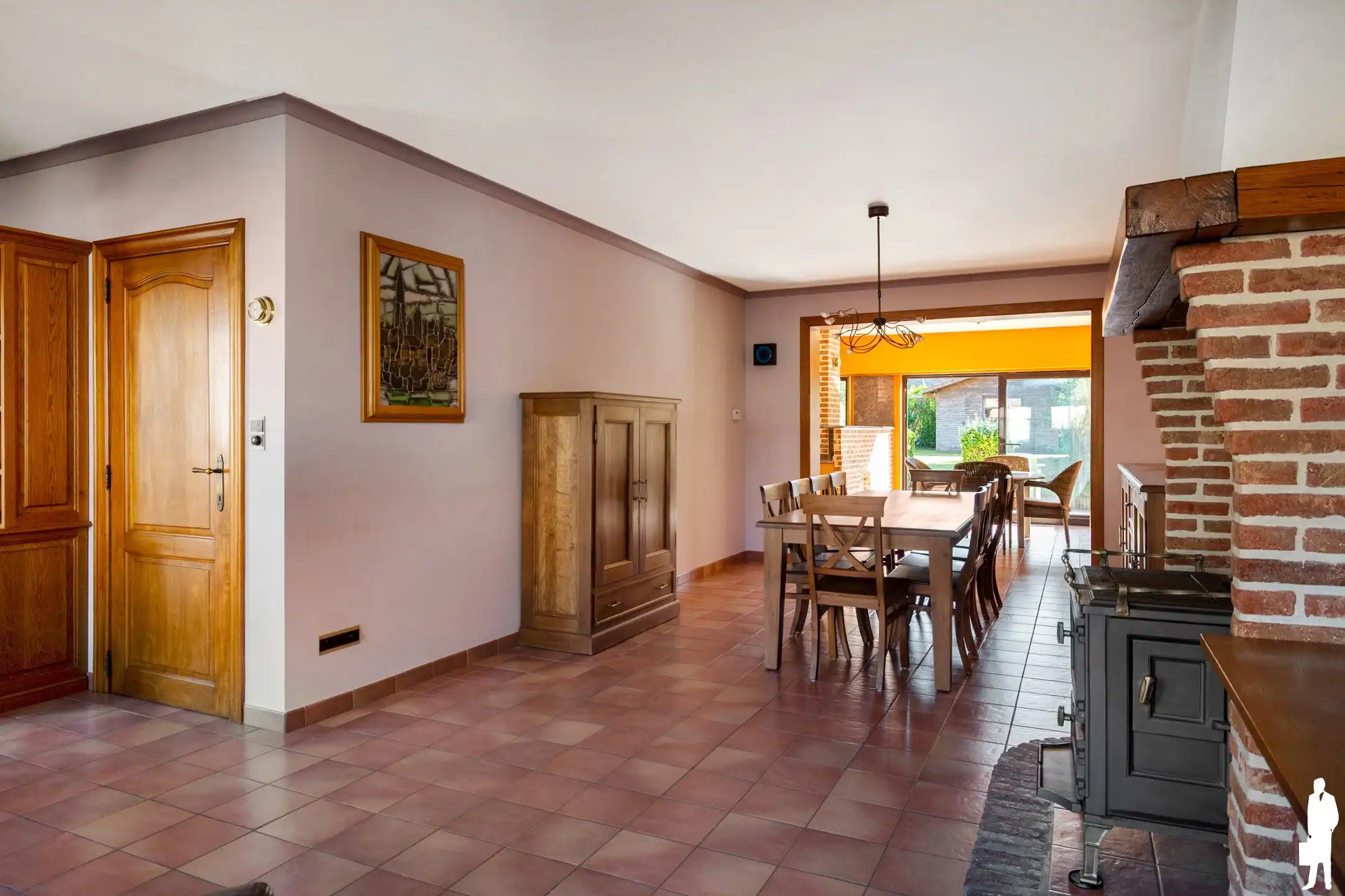 Te renoveren woning met zuid tuin in doodlopende straat foto 4