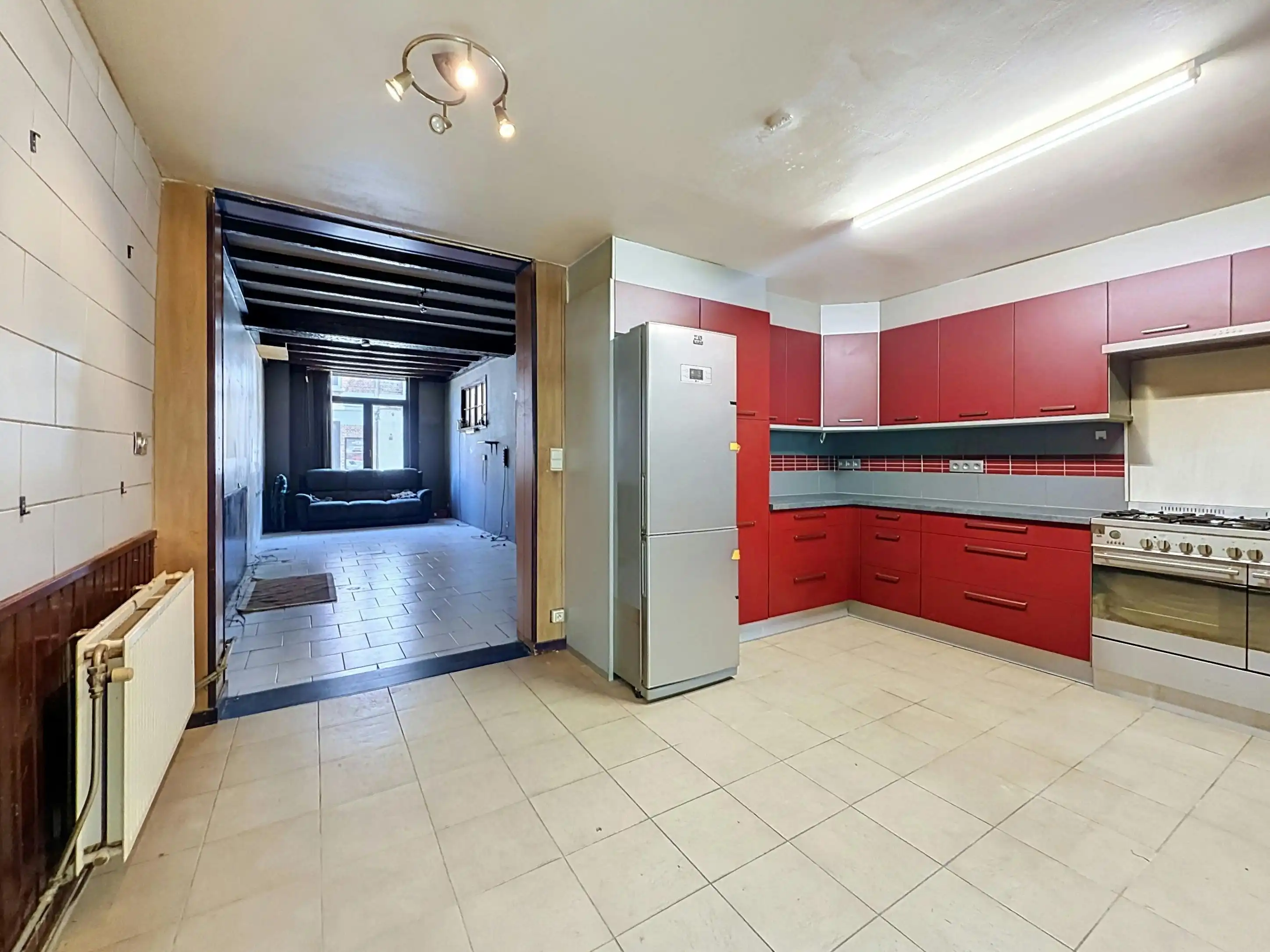 Te renoveren woning met 5 slaapkamers vlakbij Rivierenhof  foto 6