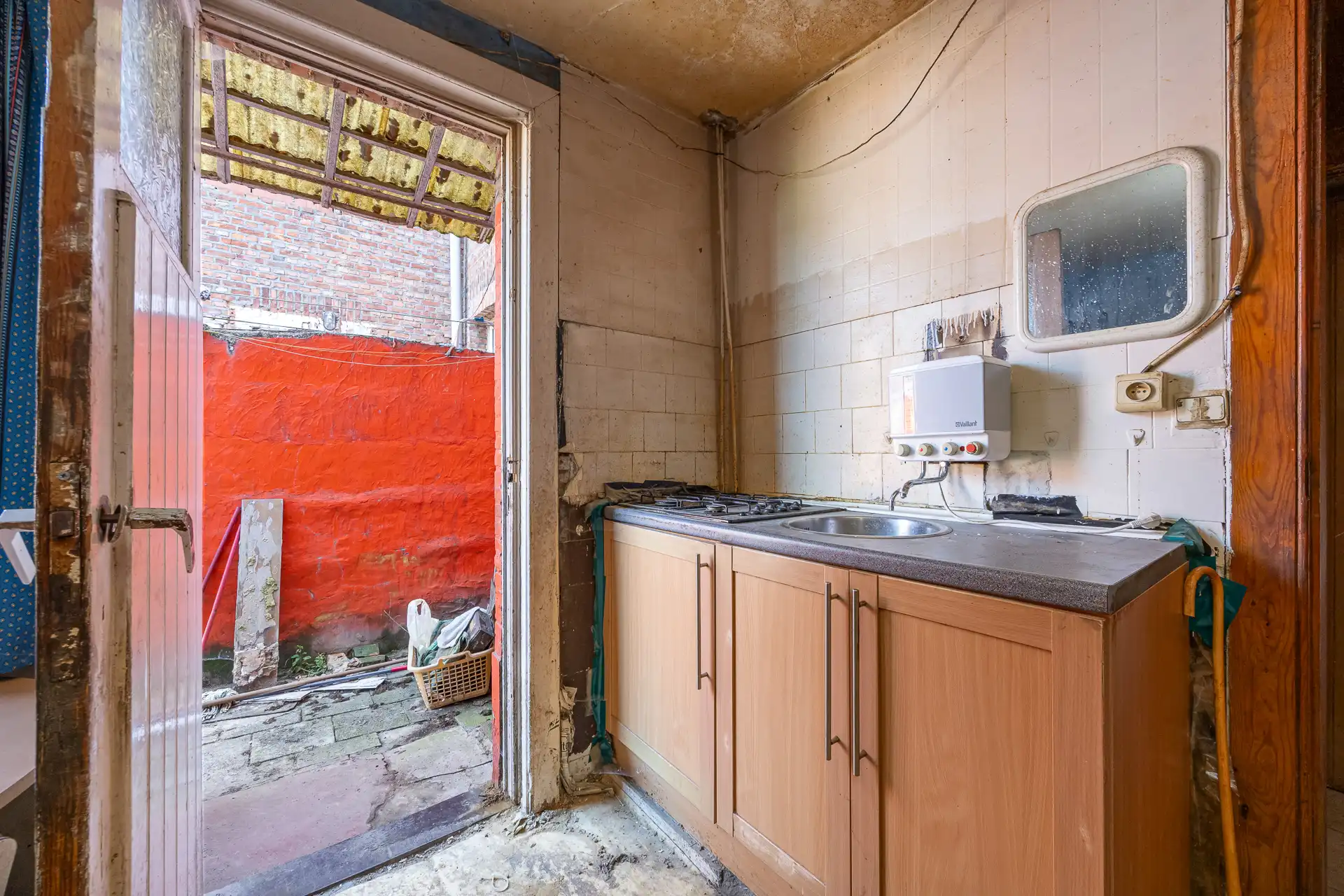 Project met potentieel: Te renoveren woning met koer! foto 5