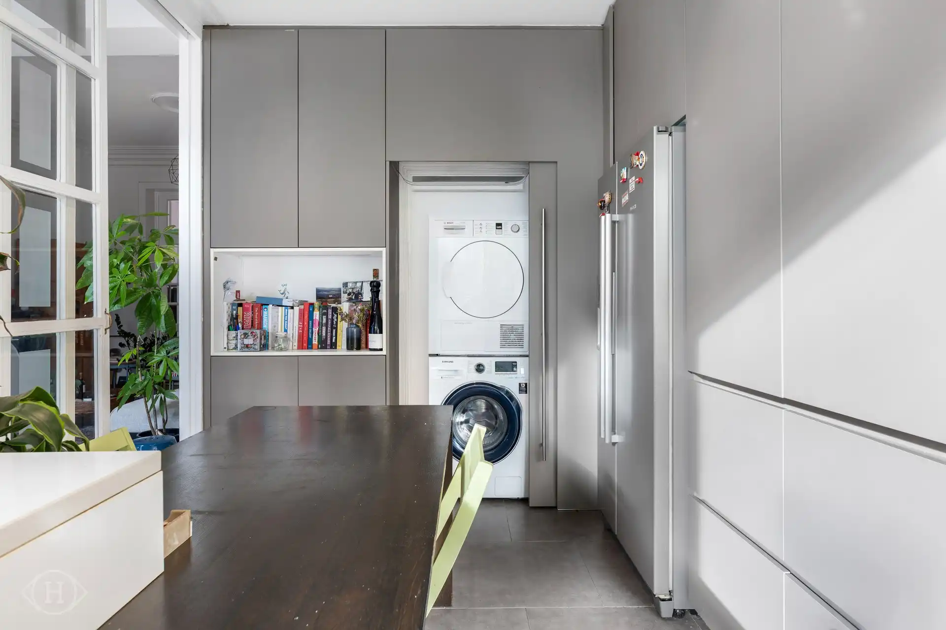 Charmant 1-slaapkamerappartement met tuin aan Ladeuzeplein foto 18