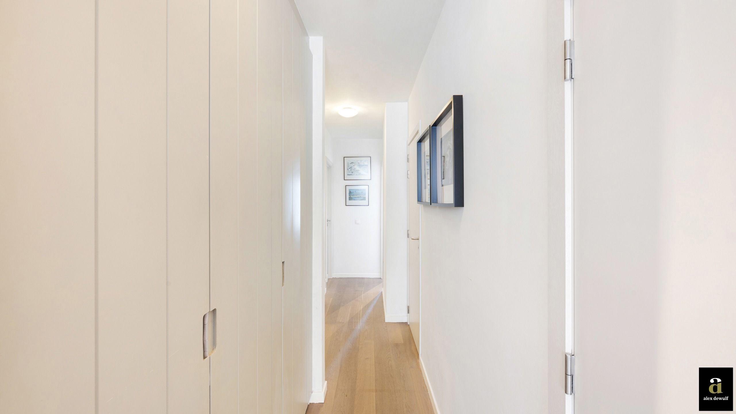 Centraal gelegen appartement in zeer goede staat [Lippenslaan]. foto 15