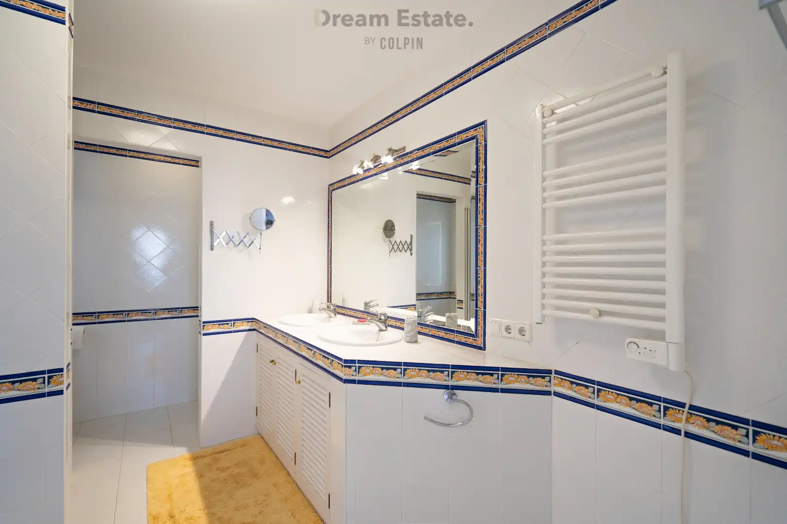 Fantastische villa met unieke verzichten en grote tuin foto 10