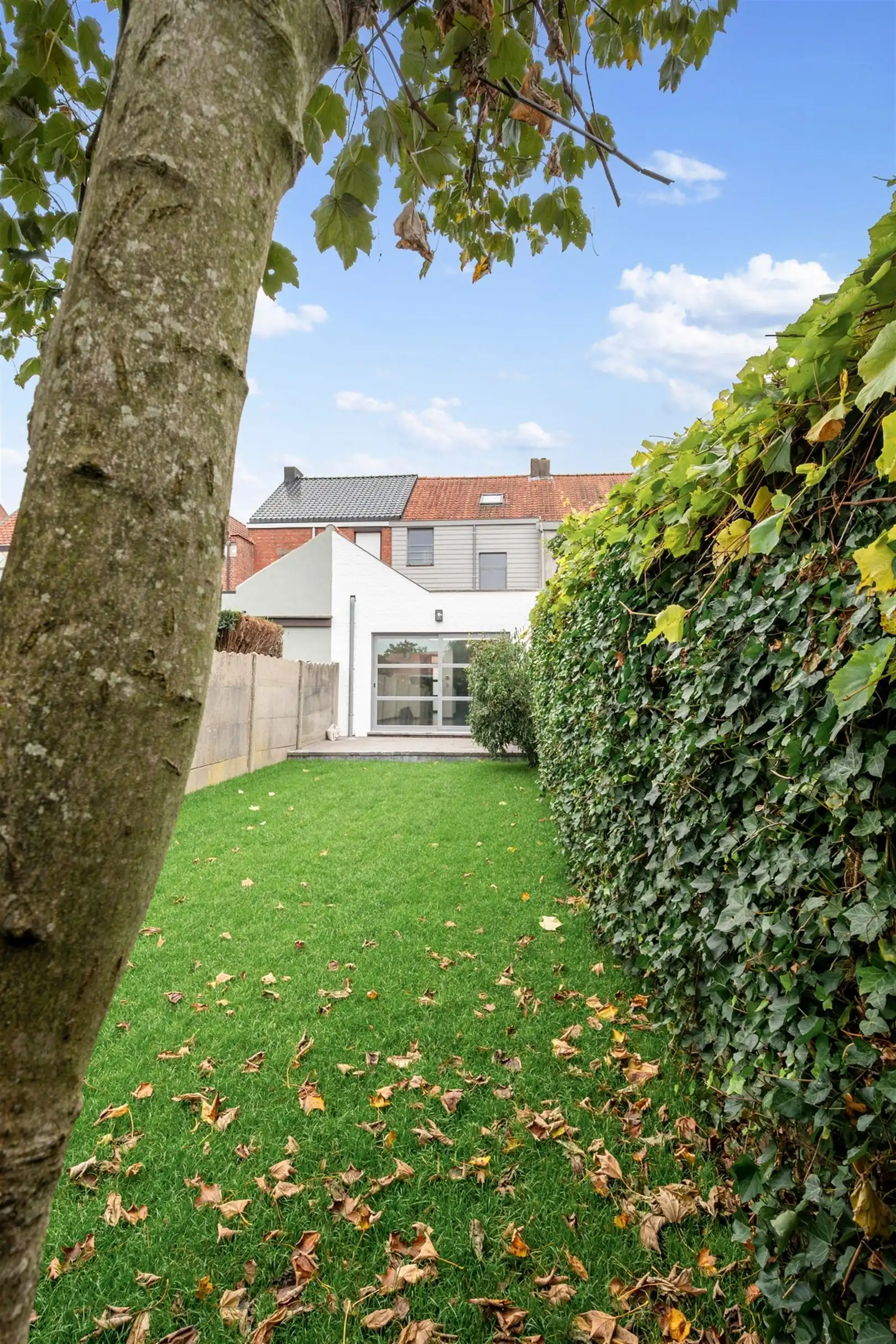 CHARMANTE  WONING MET 3 SLAAPKAMERS EN TUIN foto 10