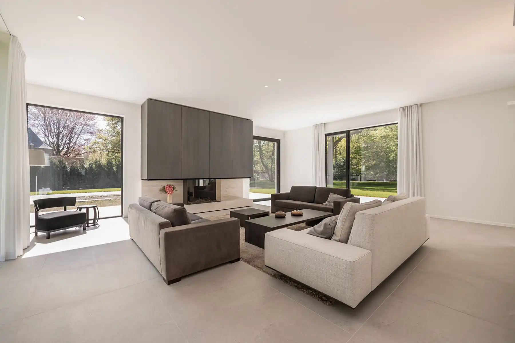 MODERNE DESIGNVILLA OP TOPLOCATIE foto 7