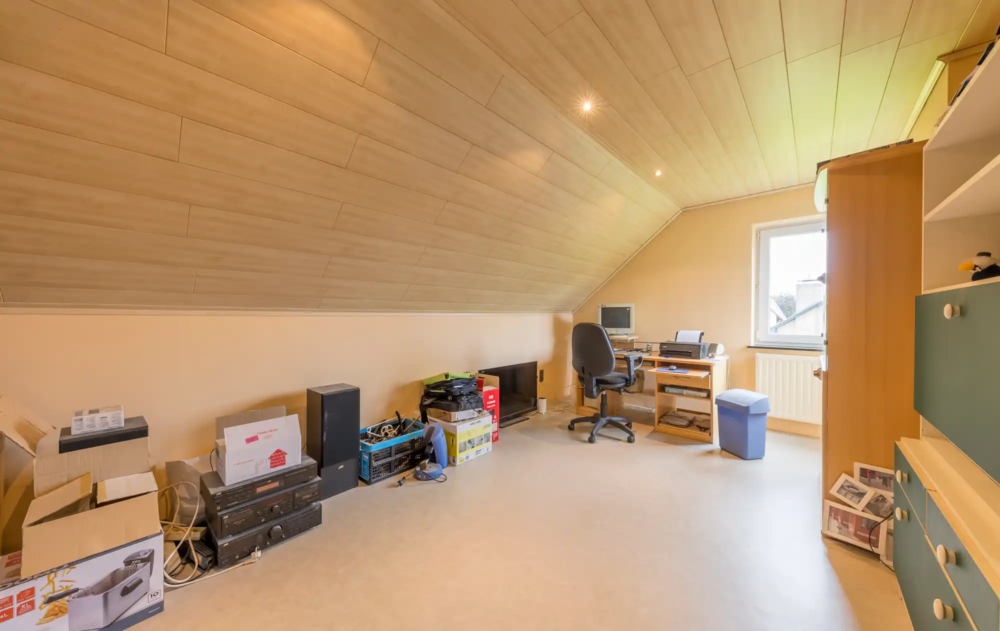 TE KOOP: Zeer goed onderhouden vrijstaande woning met inpandige garage te Houthalen-Helchteren foto 11