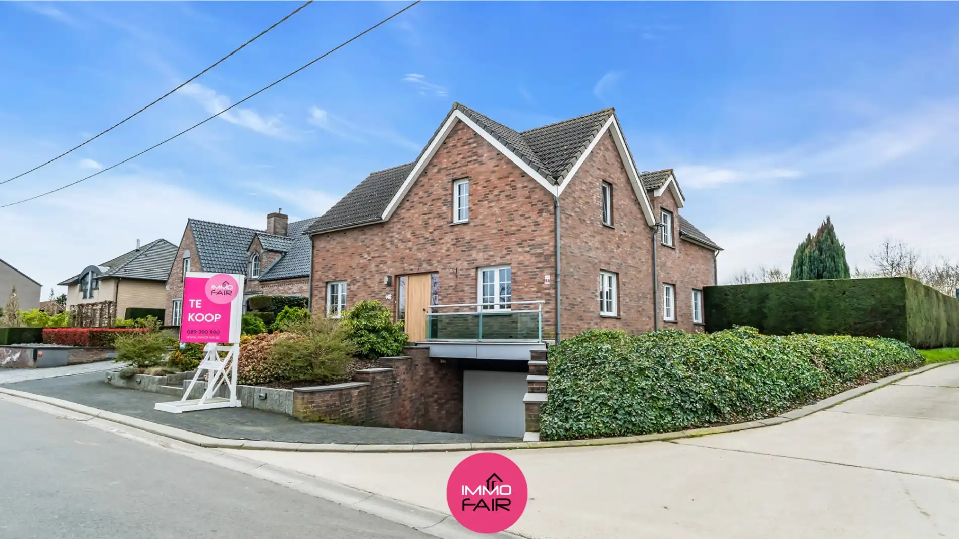 Vrijstaande woning op royaal perceel met panoramisch uitzicht, vlakbij Maastricht foto 2