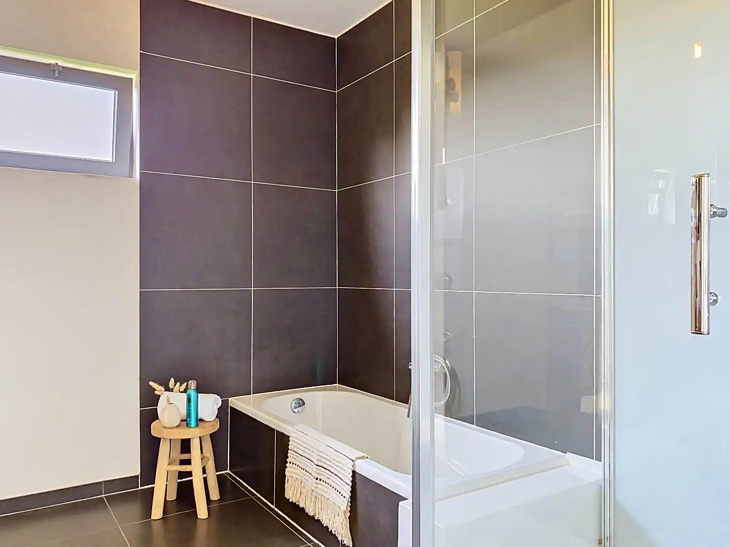 Instapklare gezinswoning met open zicht en mooie tuin, perceel 539 m², Torhout foto 15