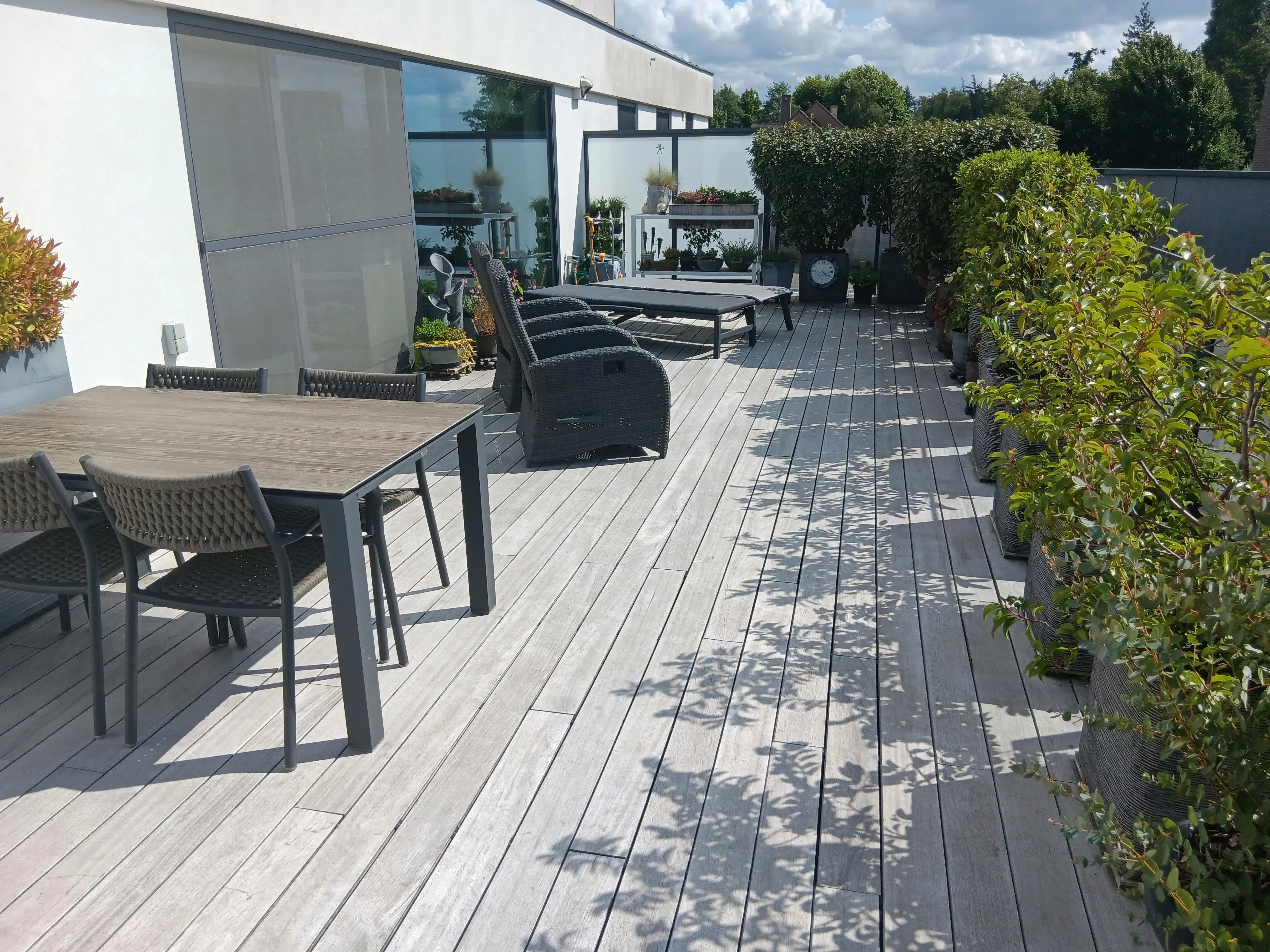 Appartement met 3 slaapkamers, garage en autostaanplaats te koop in Waarschoot foto 24