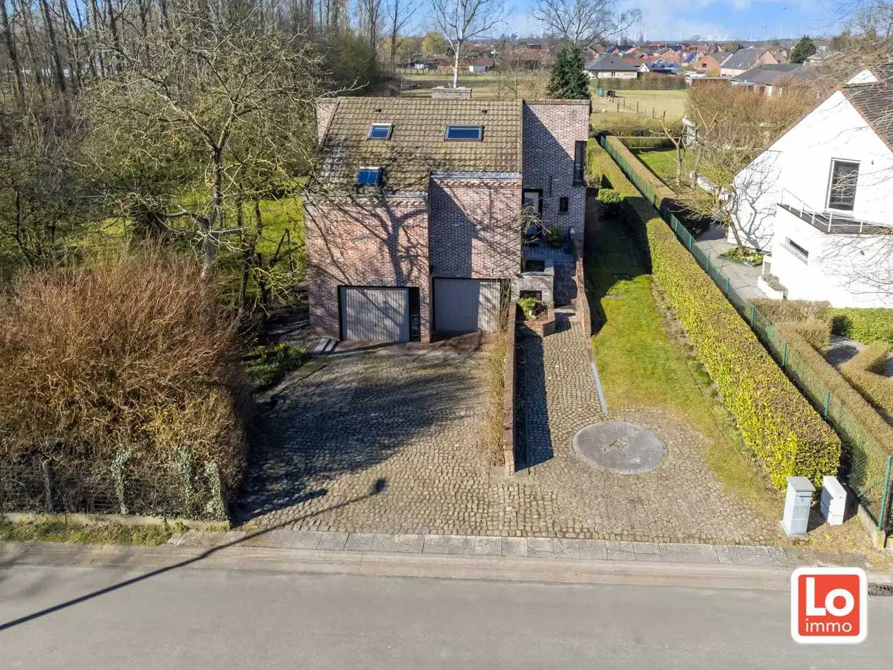 VERKOCHT! Charmante alleenstaande woning met inpandige dubbele garage en grote tuin met aanpalend bos (1ha) op een rustige locatie nabij het centrum van Wachtebeke! foto 24