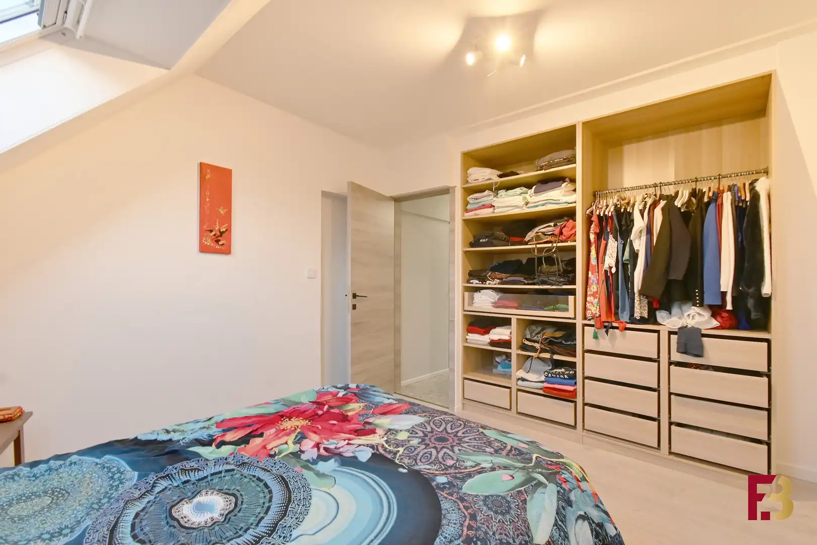 Stijlvol en ruim appartement met terras nabij het centrum van Merelbeke foto 11