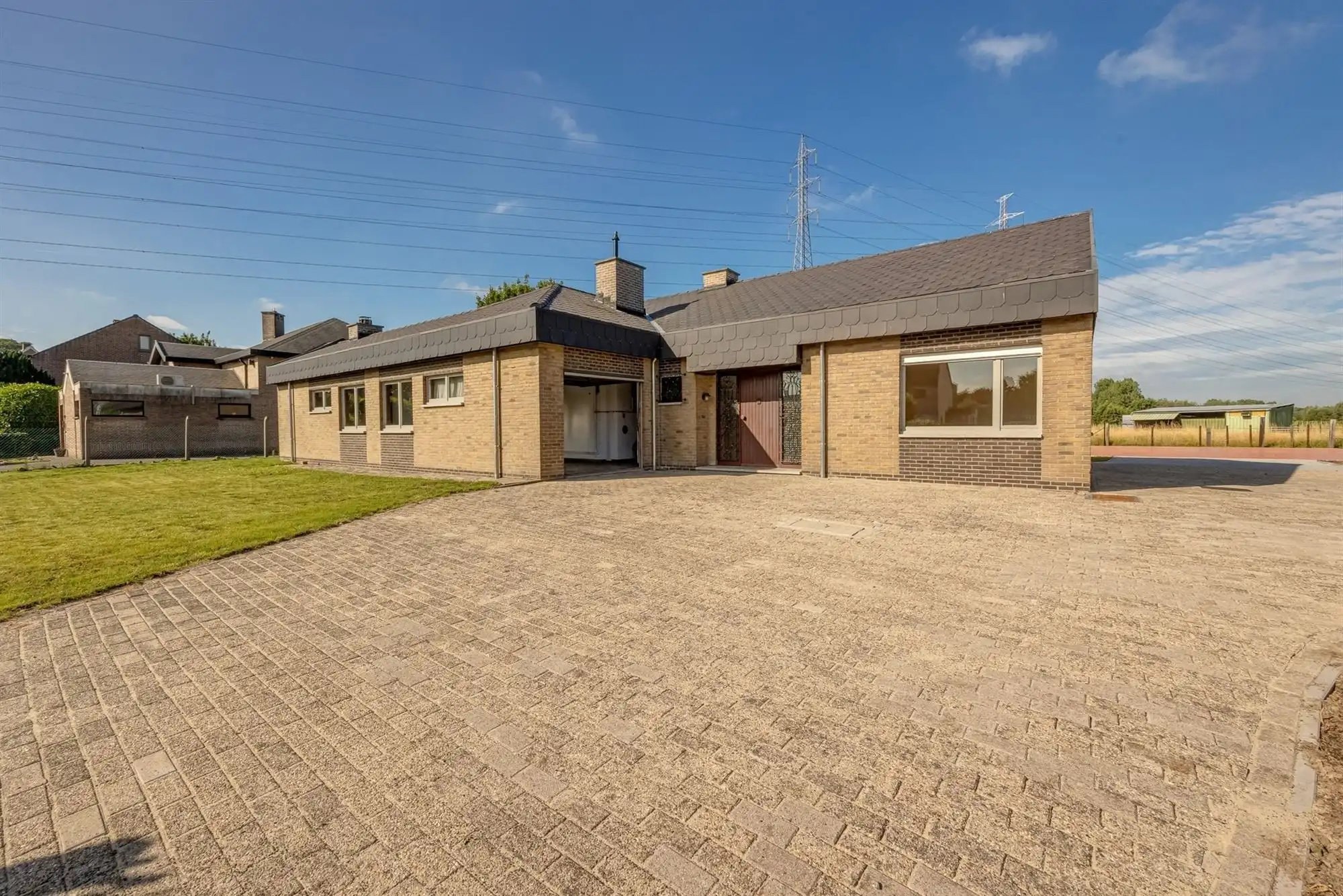 Bungalow op perceel van ca 1824m² in het groen foto 32