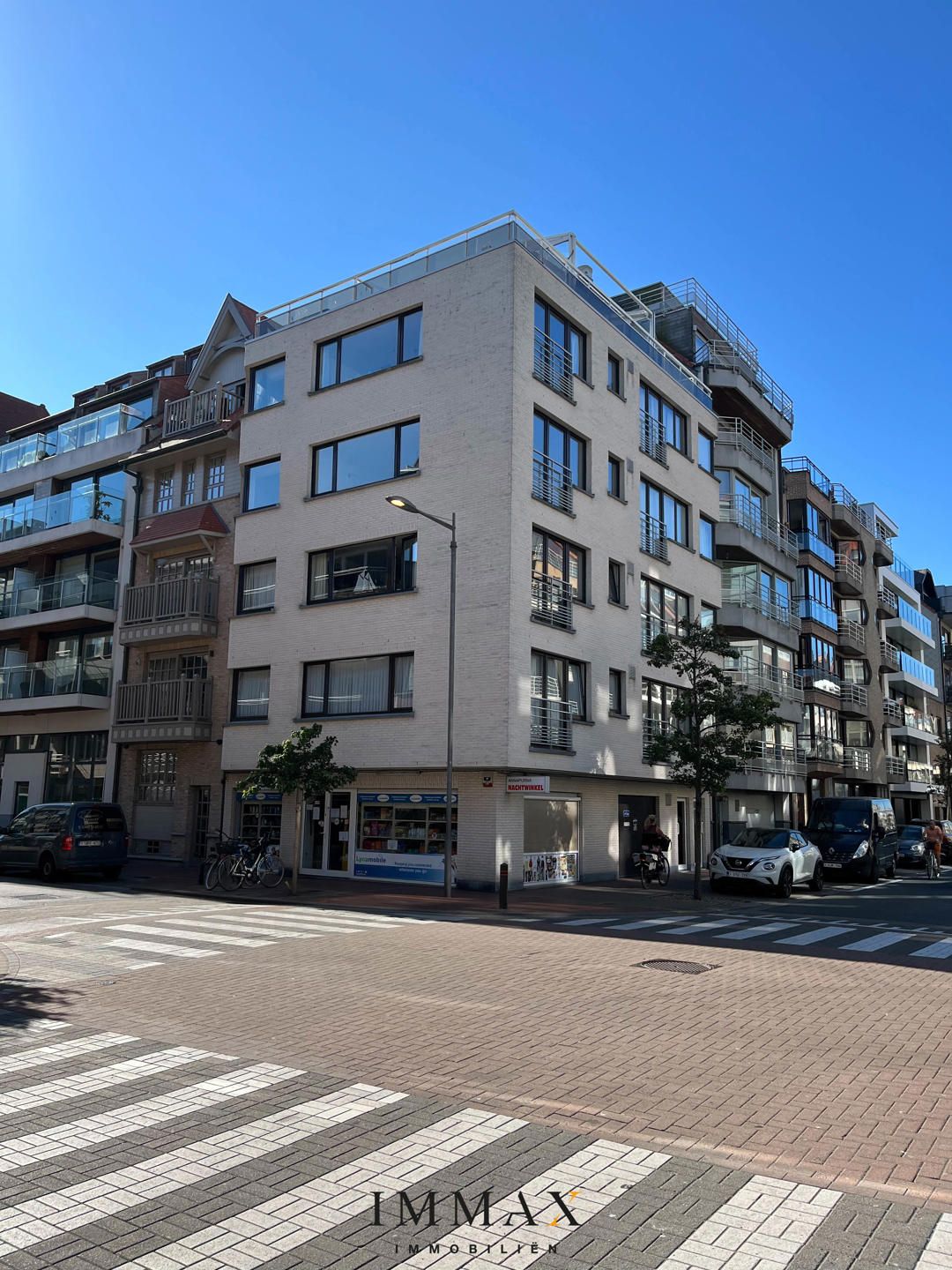 Gerenoveerd hoekappartement vlakbij de Lippenslaan | Knokke foto 17