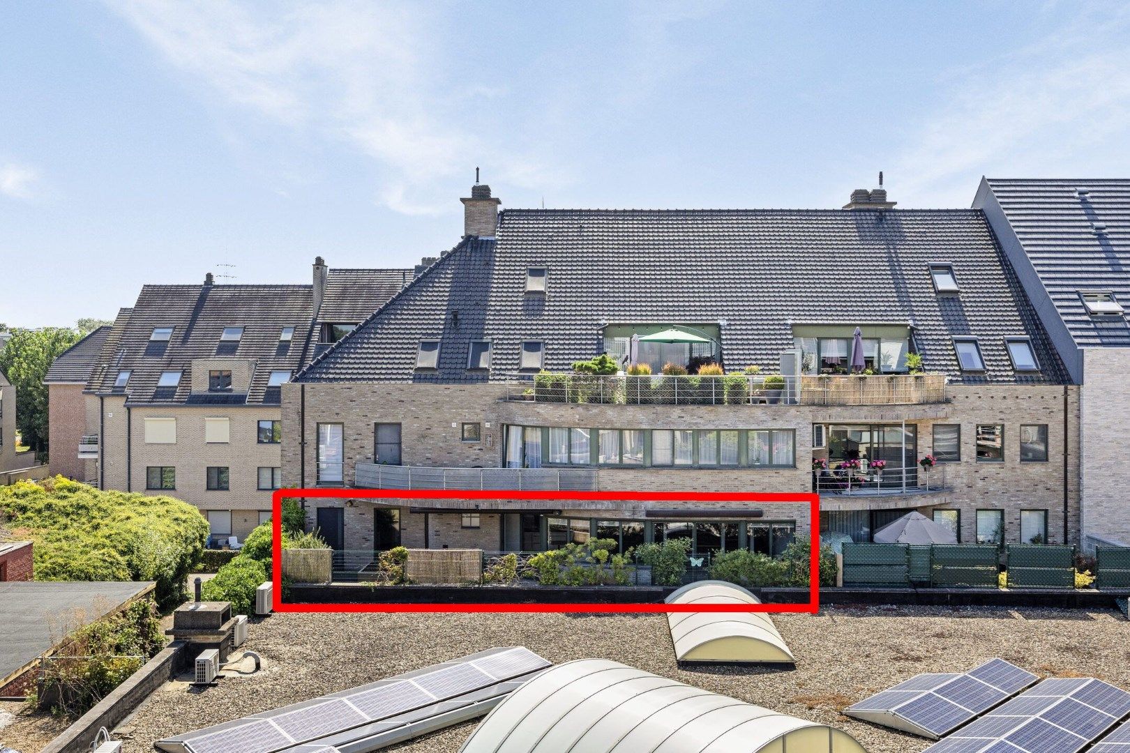 LUXE APPARTEMENT VAN 135 m² met TERRAS VAN 70 m²  IN LANAKEN CENTRUM ! foto 1