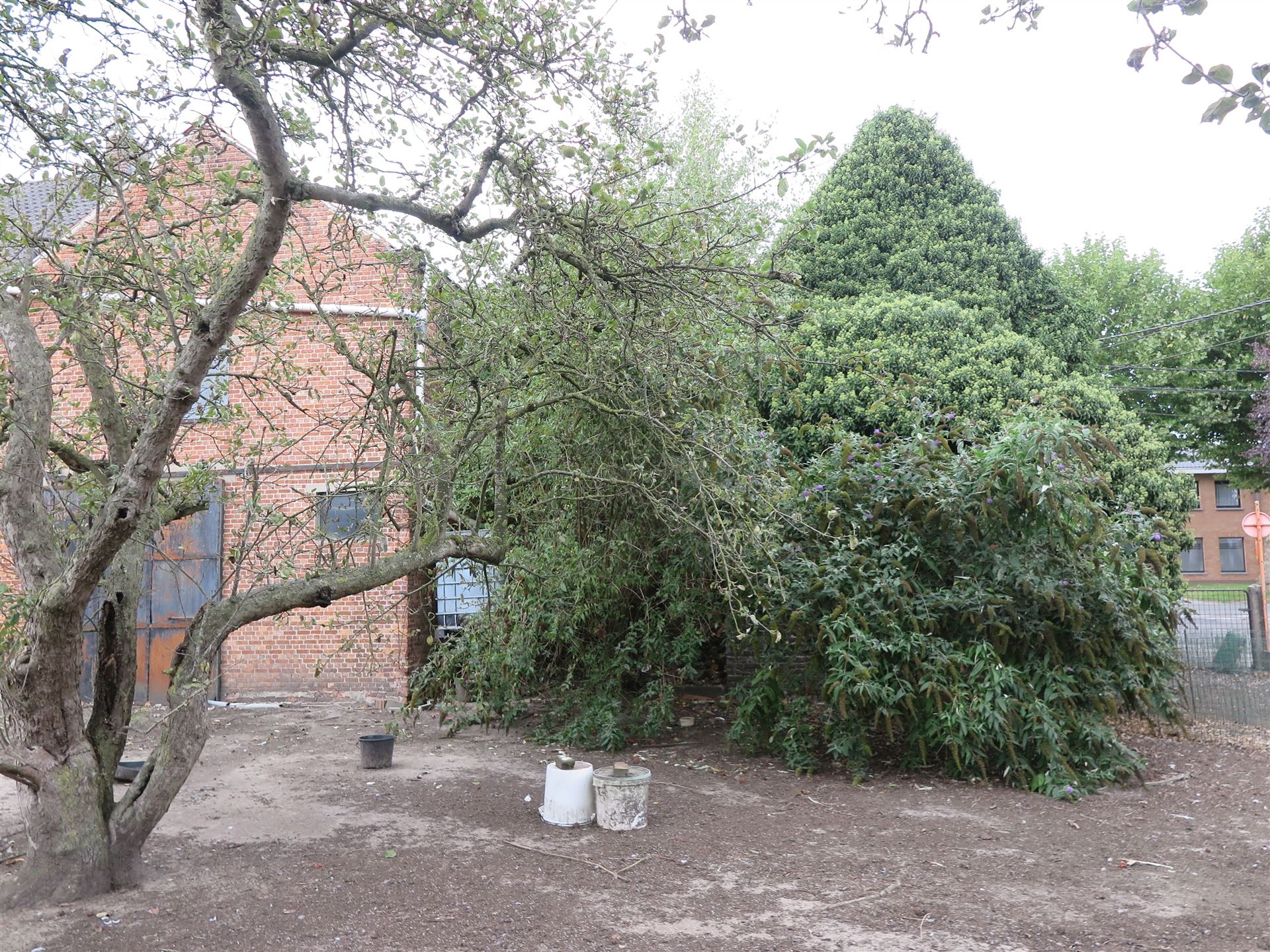 Unieke leegstaande Opslagruimte te Waarschoot foto 6