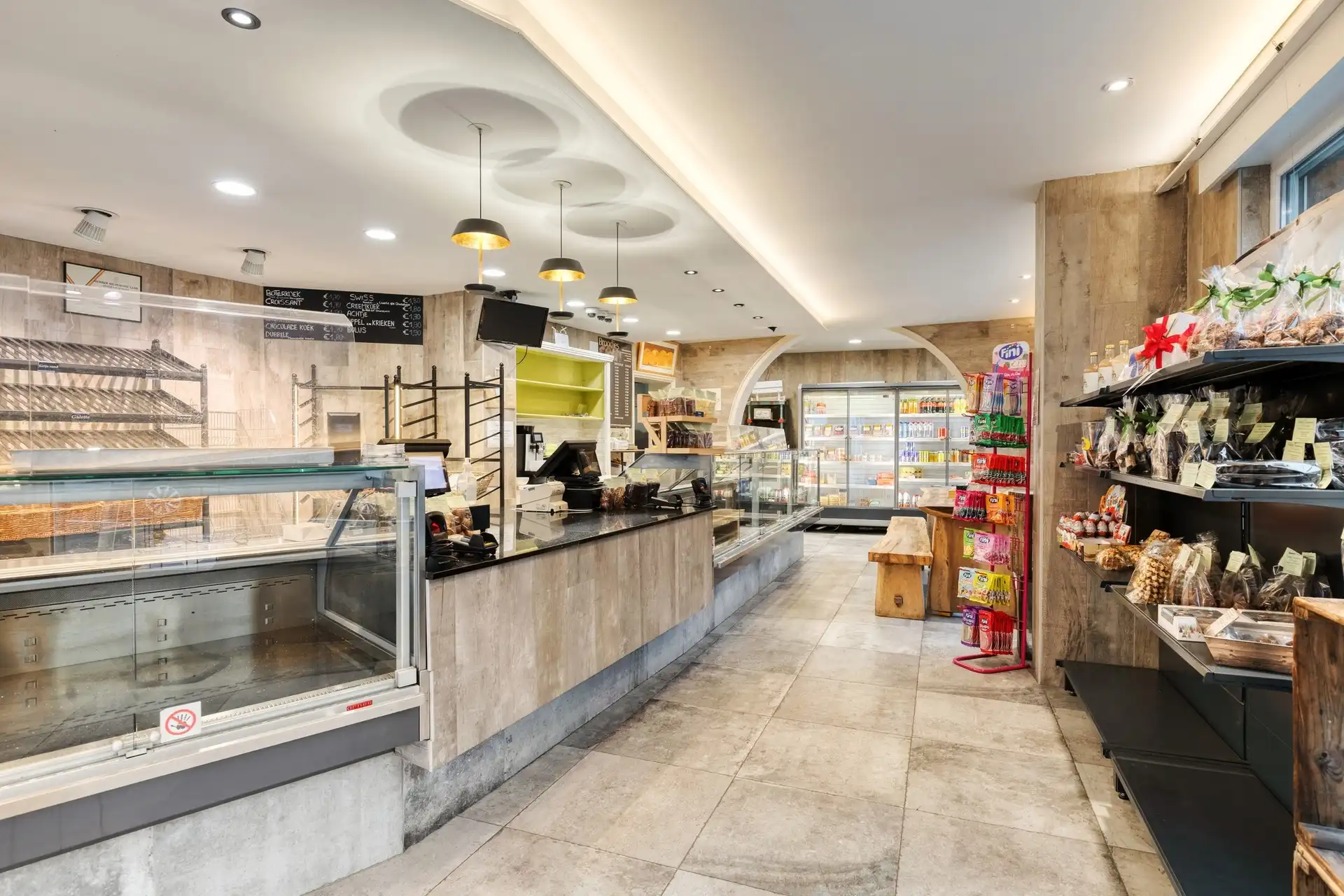 Veelzijdig handelspand met woonst te koop in Vilvoorde centrum foto 3