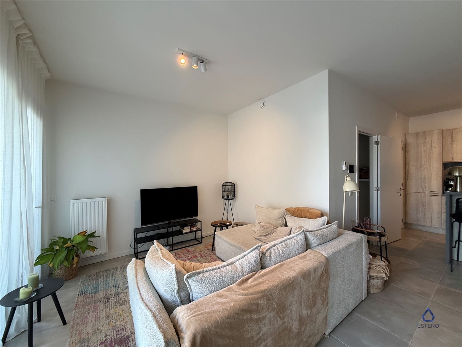 Nieuwbouw met 3 slaapkamer en 2 badkamers + parking foto 5