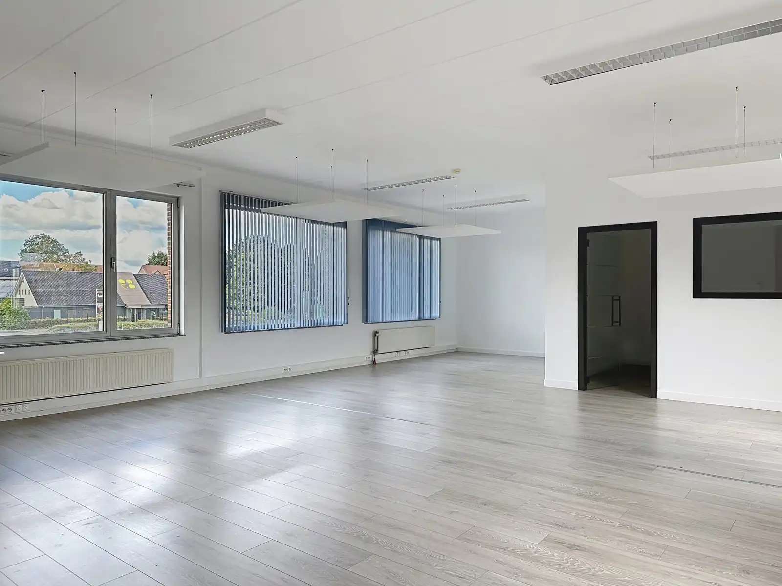 Kantoorruimte met zichtlocatie langs de A12 – uitbreidbaar tot ca. 200 m² foto 9