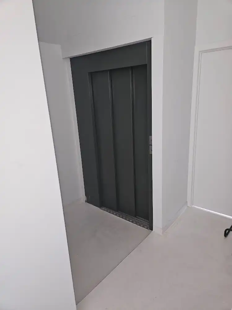 Instapklare handelsruimte van ca. 260 m² in centrum Bertem met lift en uitstekende visibiliteit foto 15