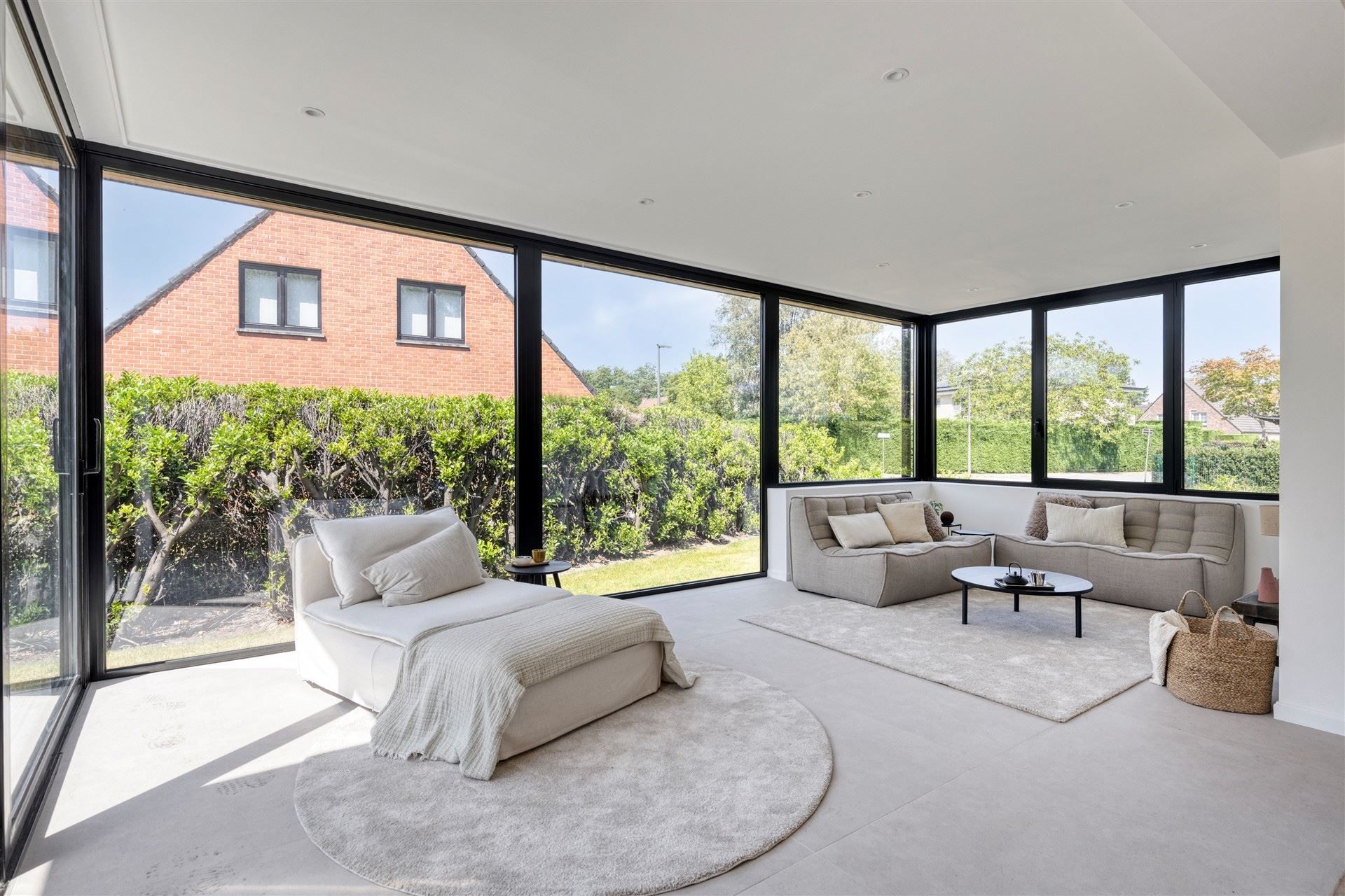 Top-notch gerenoveerde villa met 4 slaapkamers en 3 badkamers op 705m² met zuidtuin foto 12