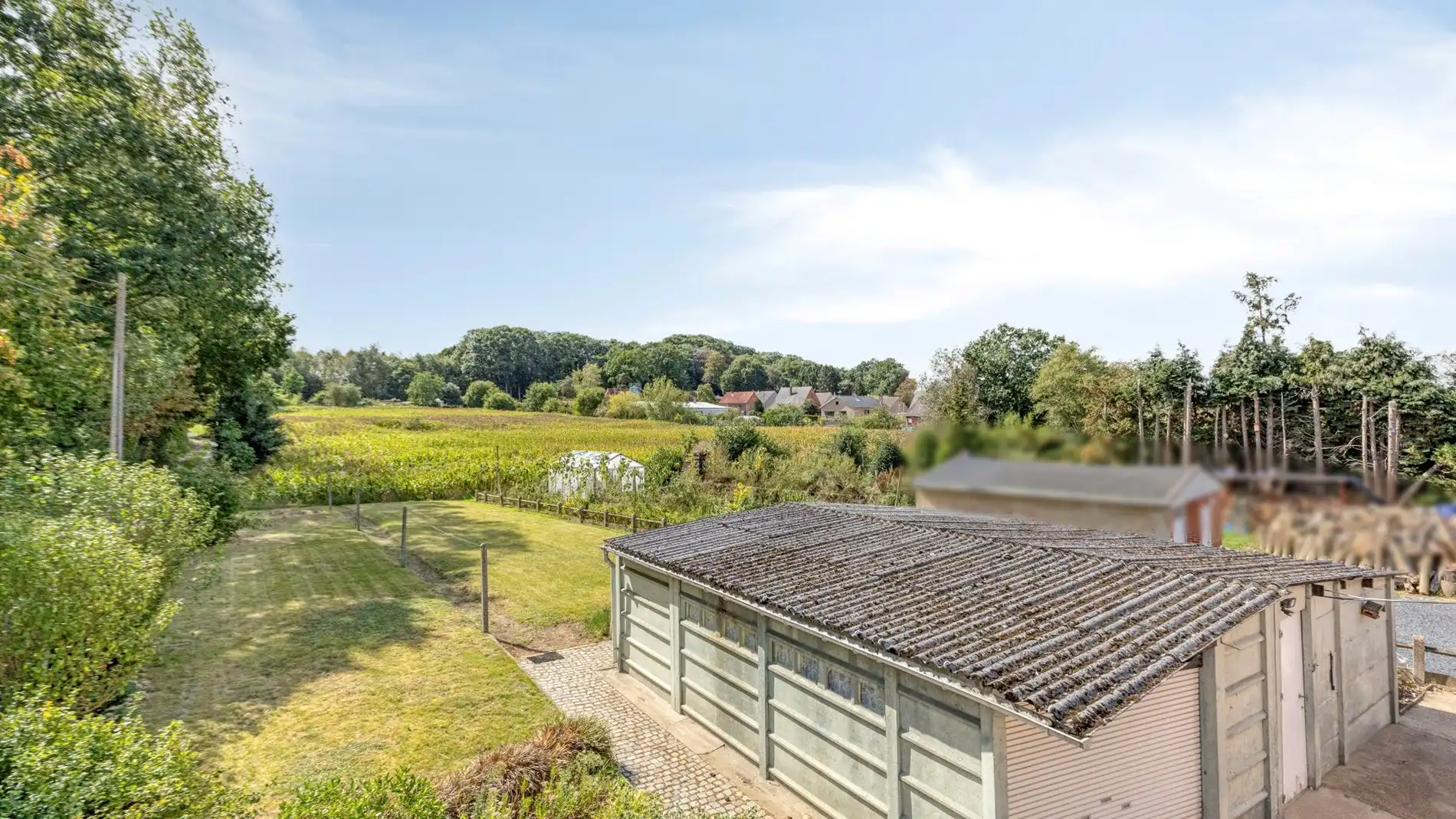 Mooi gelegen woning met 3 slpks en ruim bijgebouw op 9,2a te Aarschot foto 2