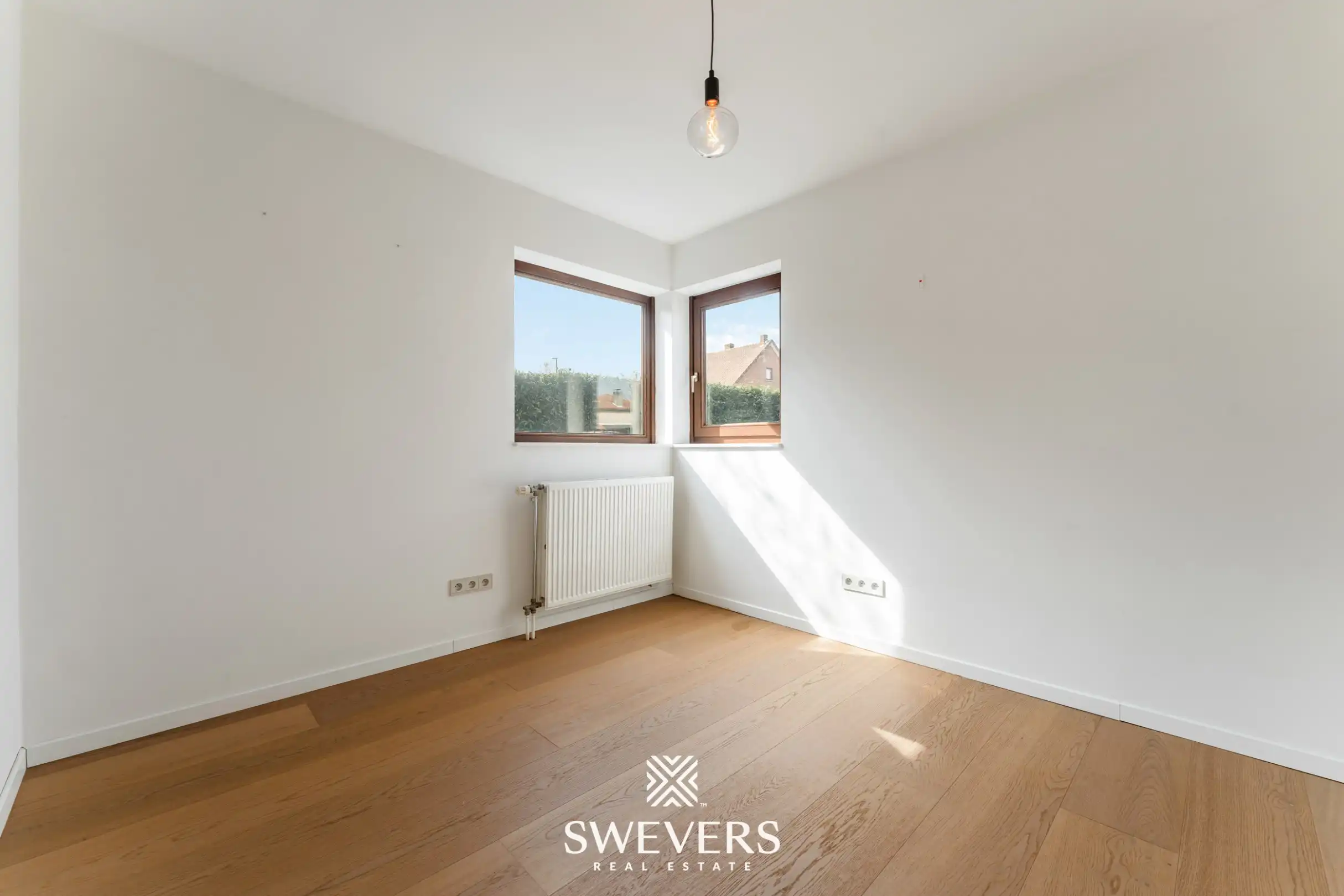 Zeer ruime woning met praktijkruimte op 28a 69ca in Heusden-Zolder foto 5