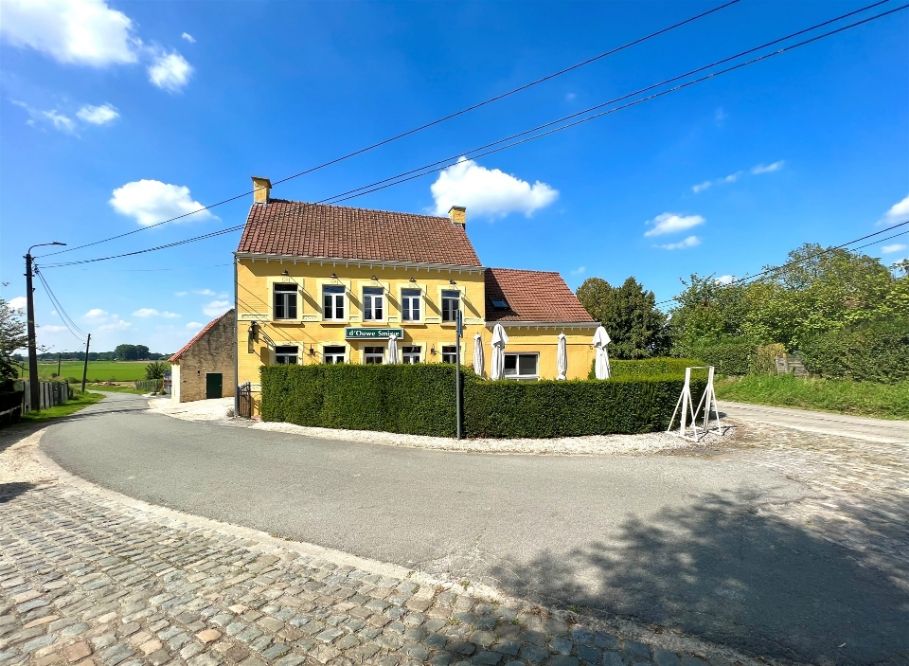 Charmant ingericht landhuis met restaurant te koop foto 29