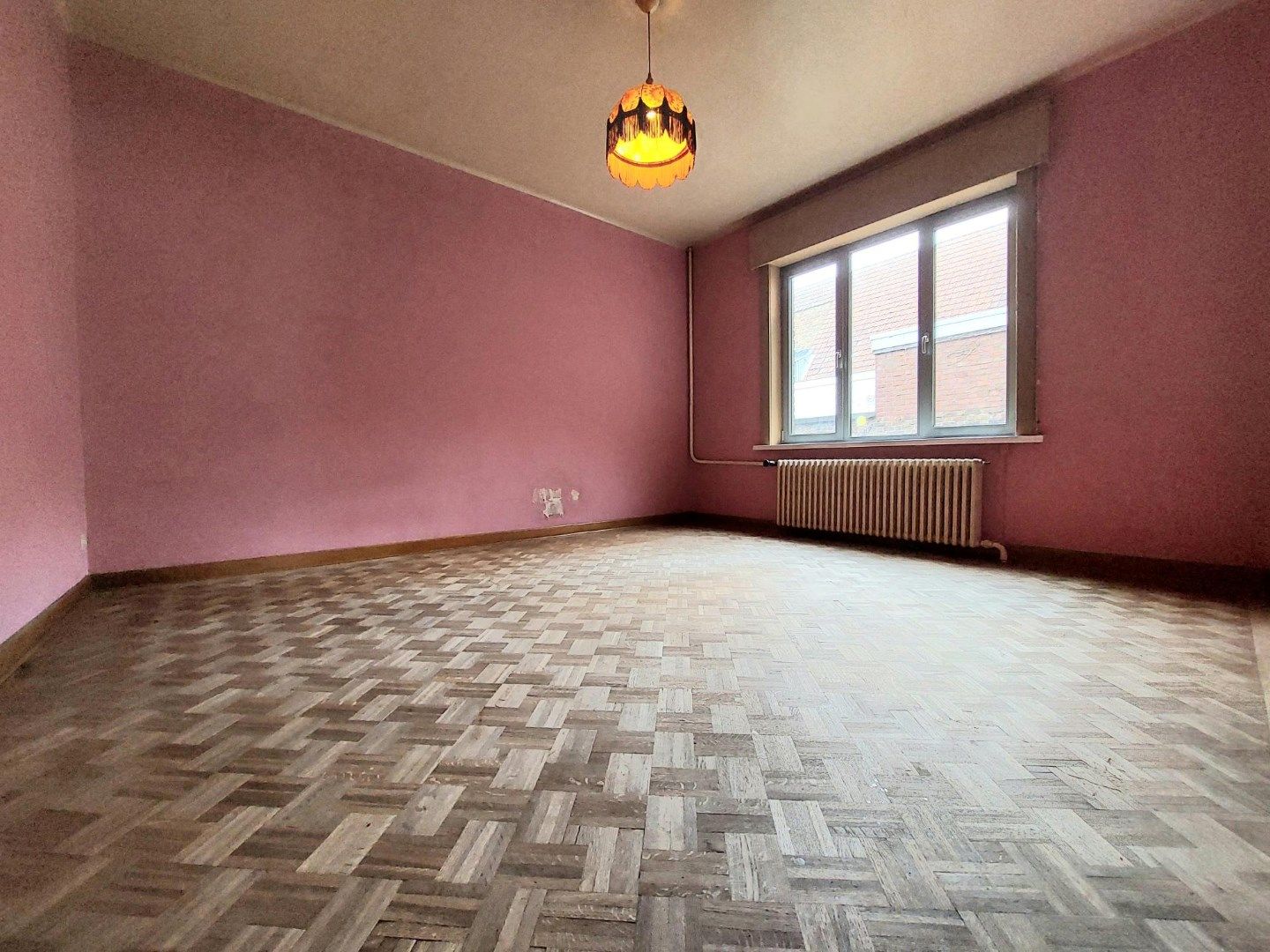 Op te frissen appartement nabij 't Zand foto 7