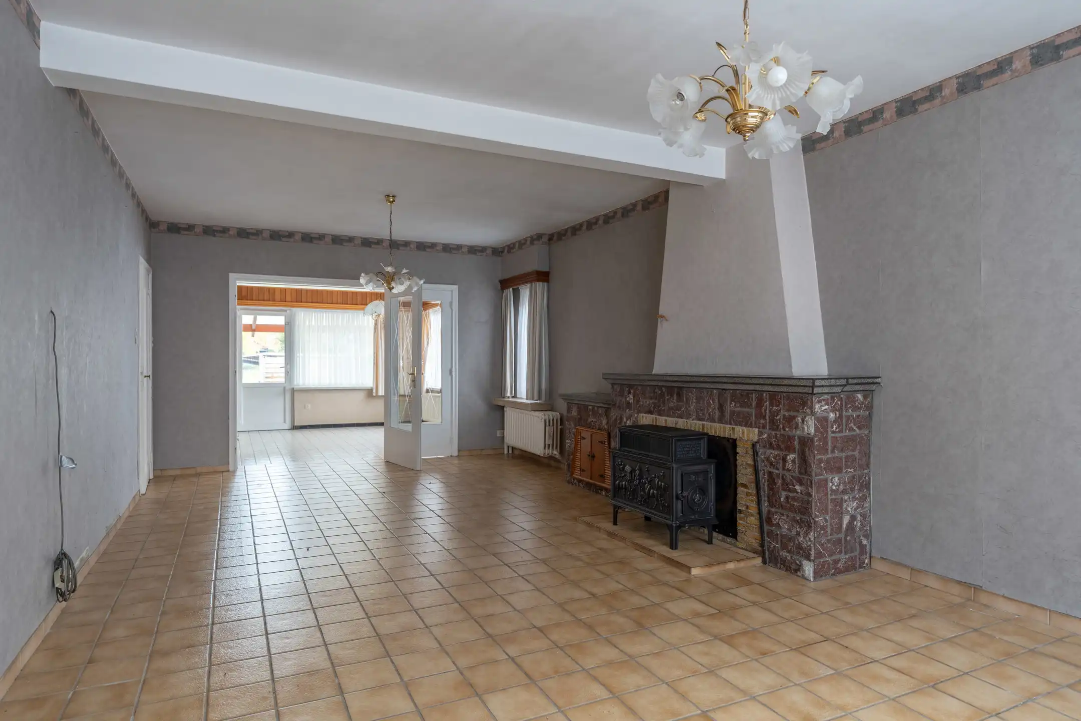 Te renoveren woning met 3 slpk's op ruim perceel te Beerse foto 11