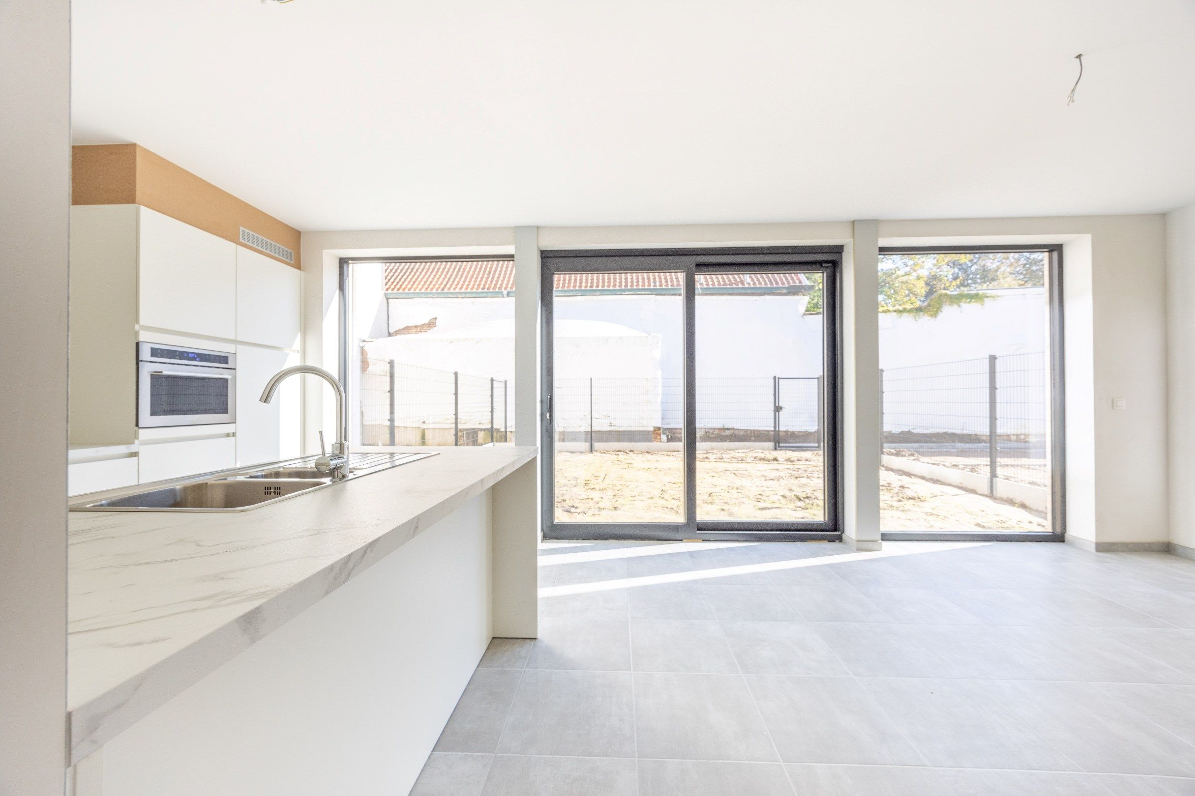 VILLA APPARTEMENT MET RUIME TUIN foto 6