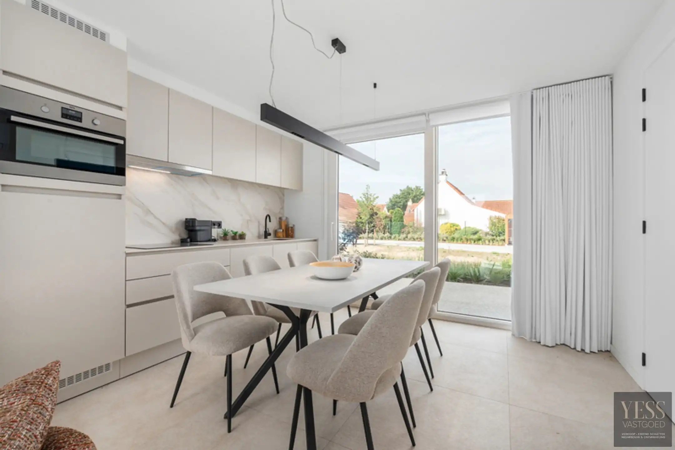 Instapklare vakantiewoningen, eigen gebruik of investering! foto 6
