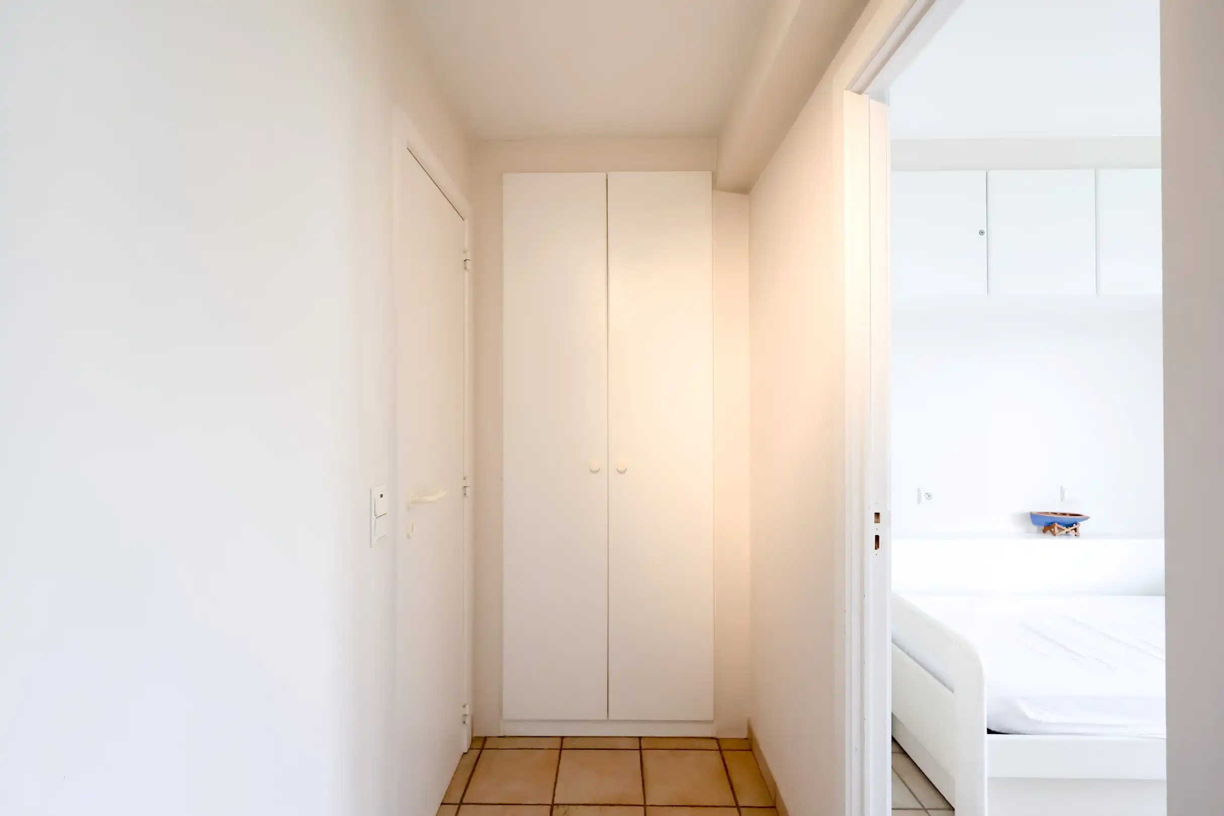 Instapklaar gelijkvloers appartement op wandelafstand van de Zeedijk en het strand! foto 17