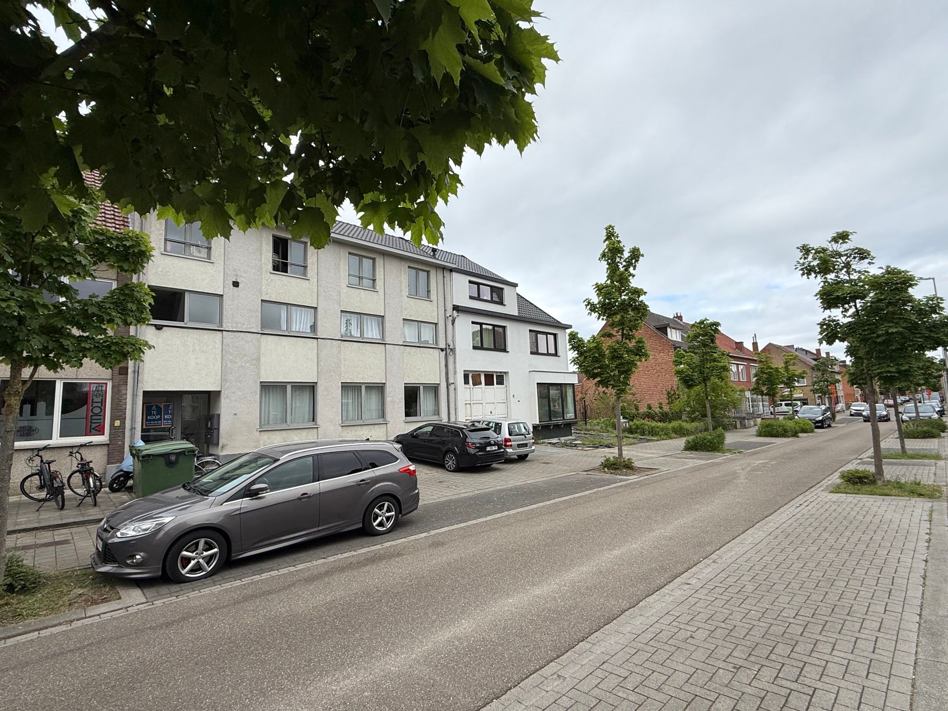 OPBRENGSTEIGENDOM - 5 APPARTEMENTEN foto 2