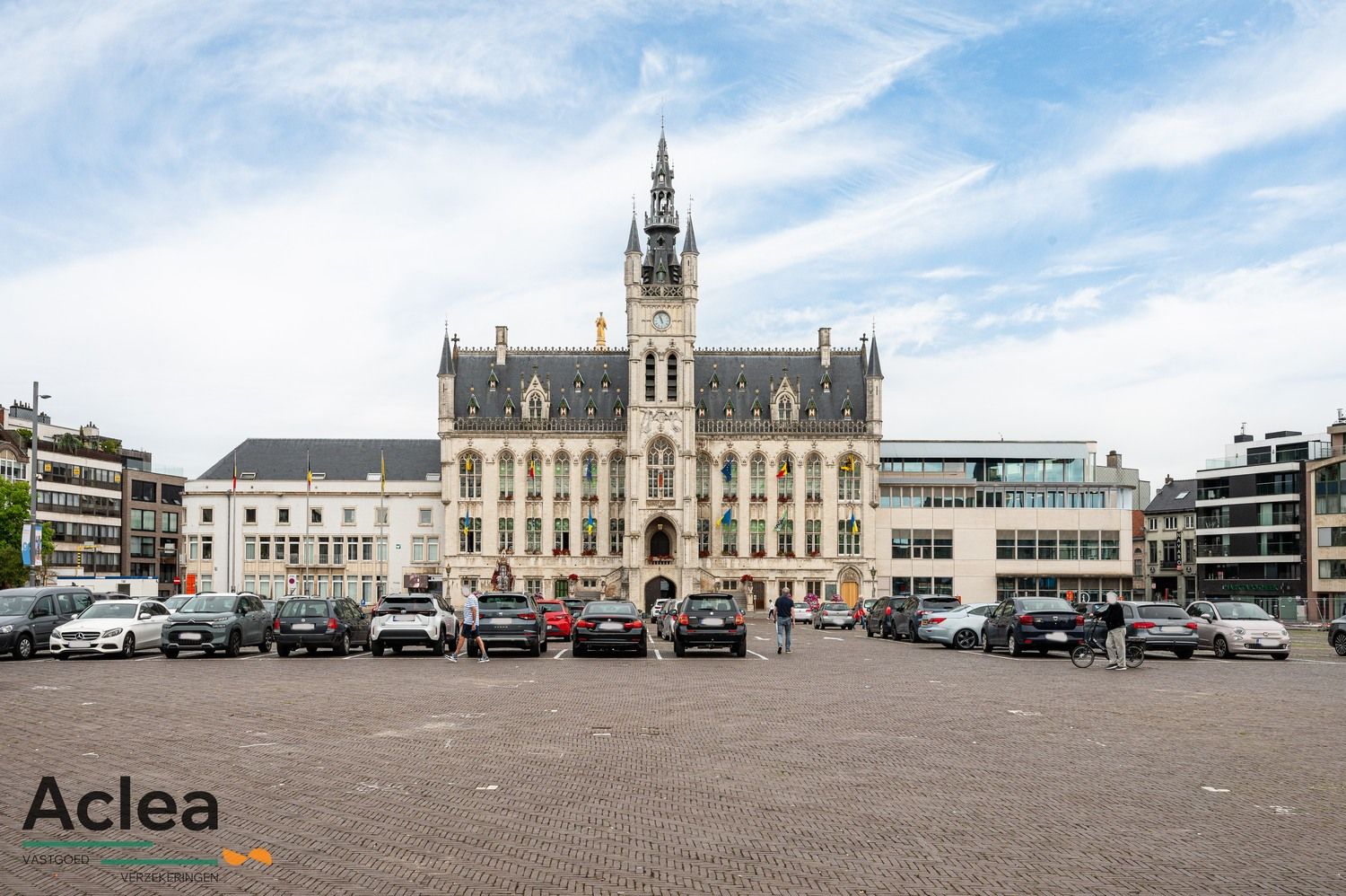 Op te frissen appartement met zicht op de markt van Sint-Niklaas foto 34