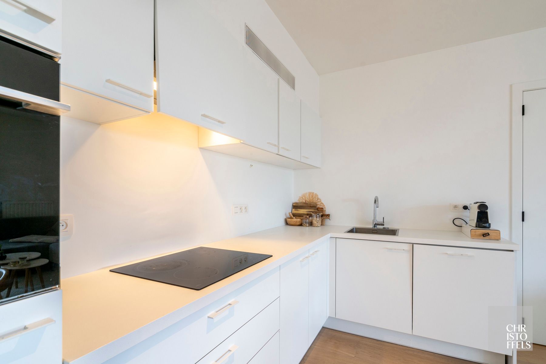 Modern en energiezuinig 2-slaapkamerappartement te Lanaken! foto 8
