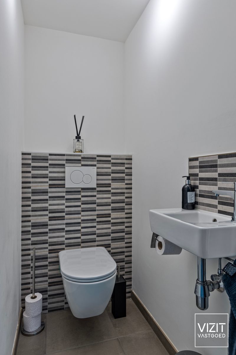 Recent appartement met 3 slaapkamers in centrum Ninove!  foto 12