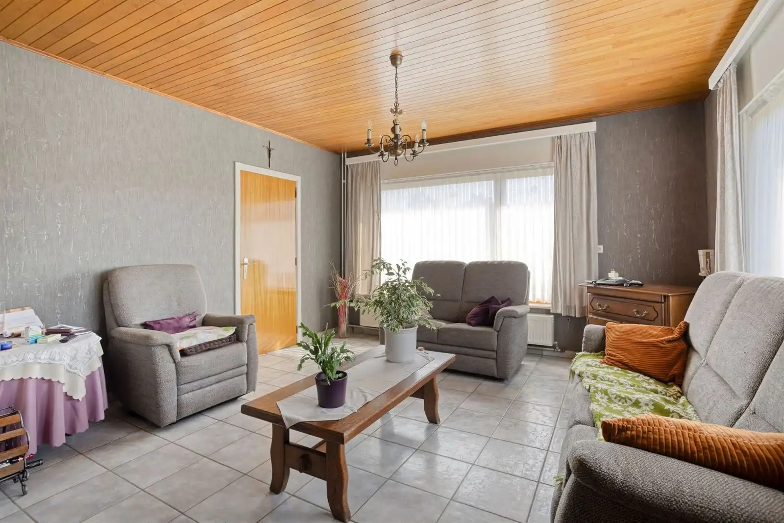 Alleenstaande woning met 3 slaapkamers garage en tuin  foto 6