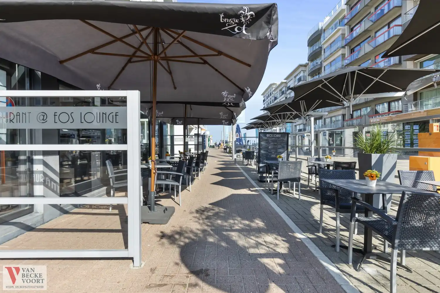 Restaurant Sint-Idesbald foto {{pictureIndex}}