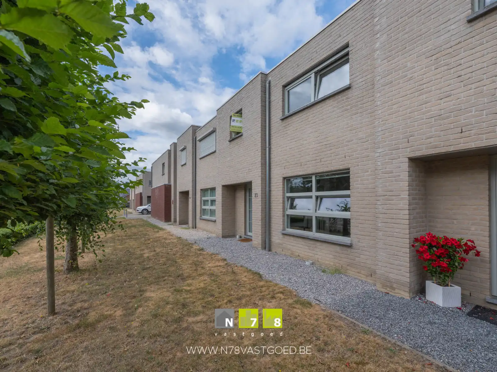 Huis te koop foto {{pictureIndex}}