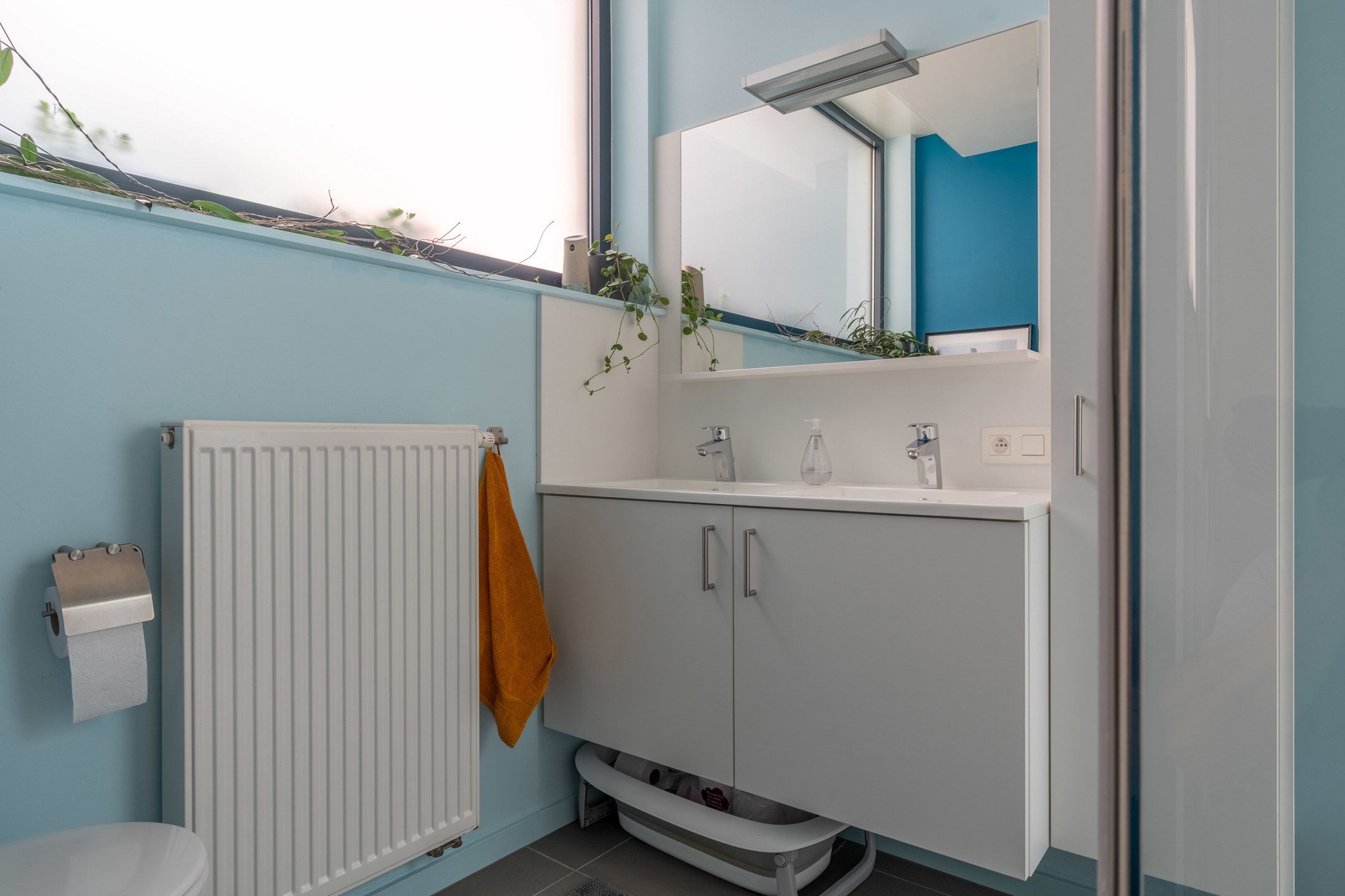 Volledig vernieuwde  woning met garage op rustige ligging  foto 27