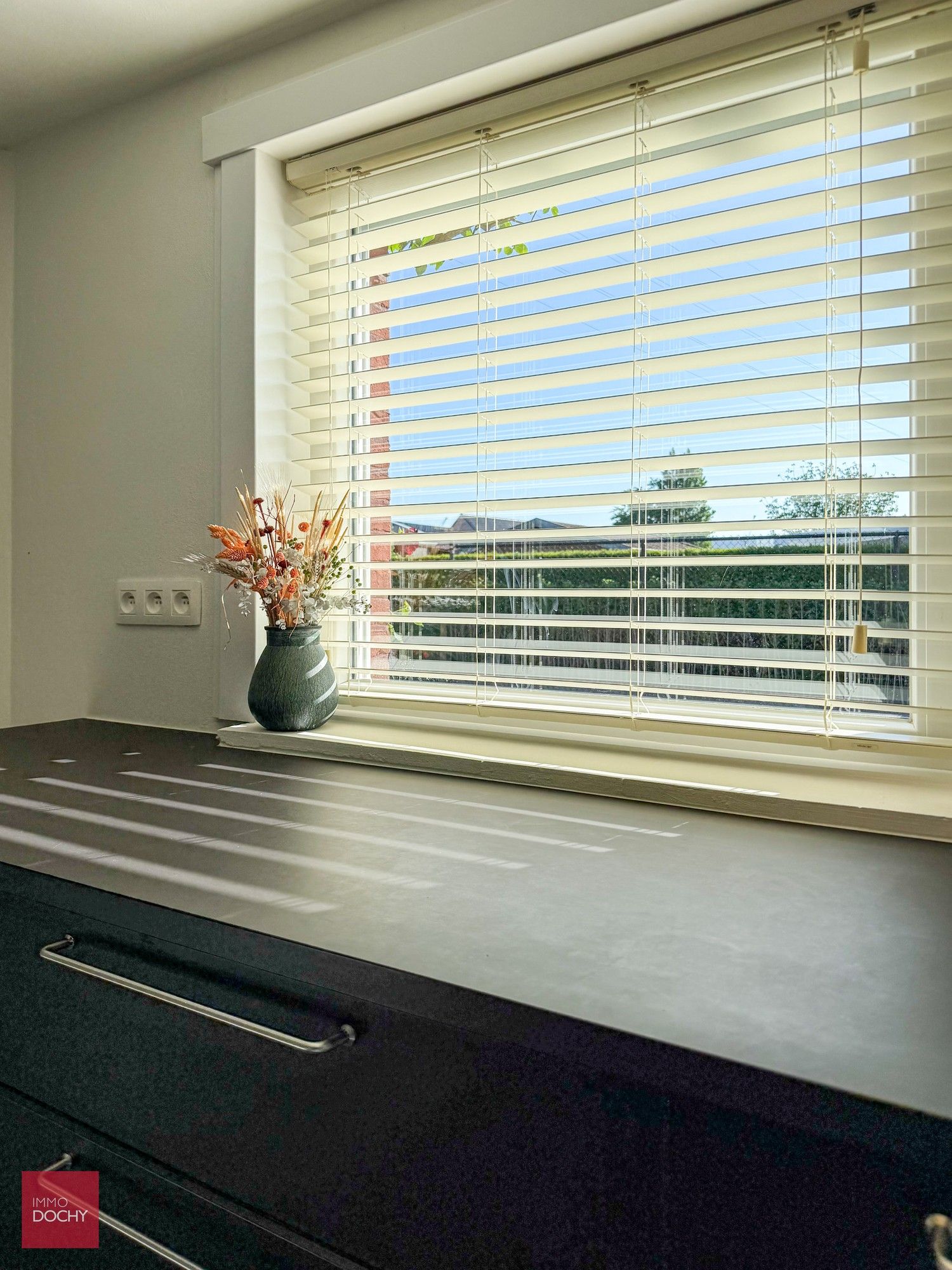 VOLLEDIG  VERNIEUWDE koppelwoning met zuidgerichte tuin in verkeersarme straat | Sparrestraat foto 11