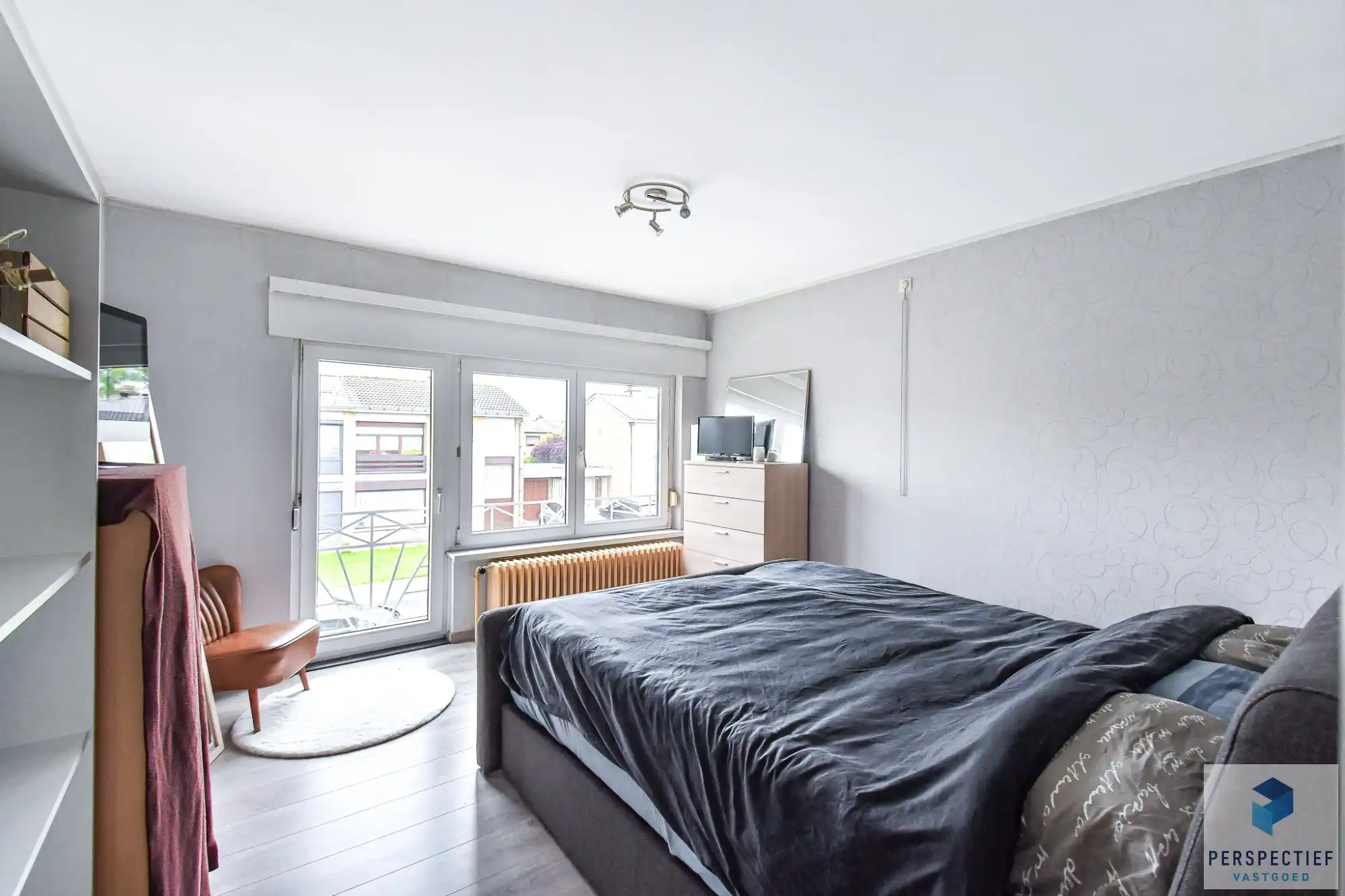 RUIME LICHTRIJKE WONING met 3 SLPKS, GARAGE en grote TUIN foto 13