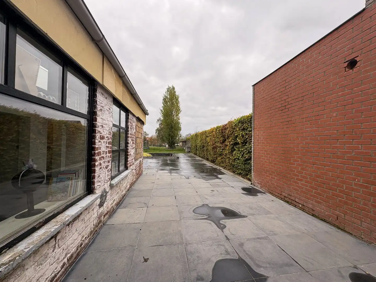 🏡 Grondig gerenoveerde woning met zonnige tuin in centrum Vlamertinge (Ieper) foto 6