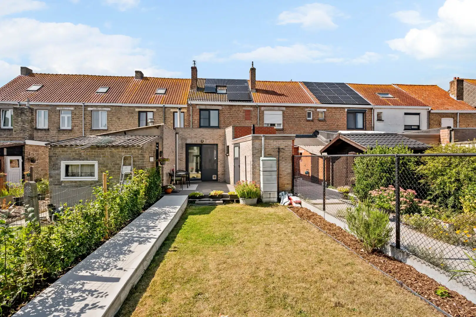 Instapklare woning met 3 slaapkamers en gezellige tuin in Nieuwpoort-Stad. foto 20