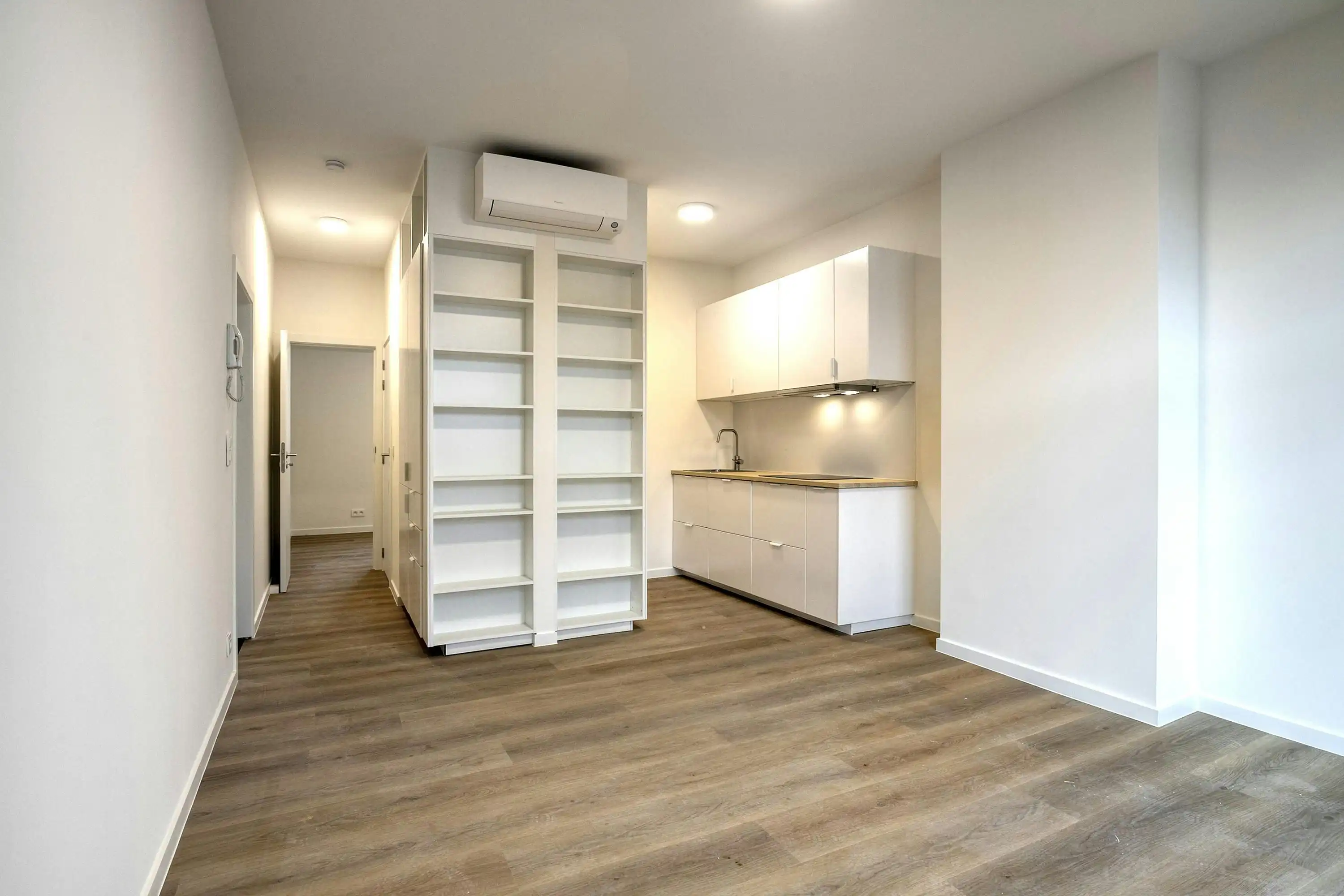 Volledig gerenoveerd appartement met EPC A in Gent foto 6