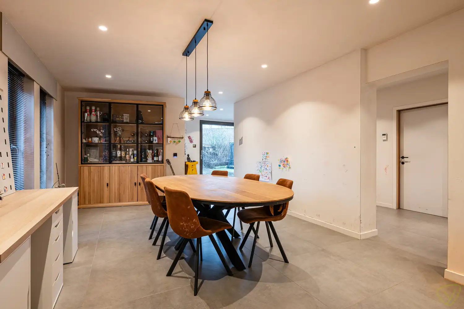 Ruime woning langsheen de Nekke te Zomergem. foto 6