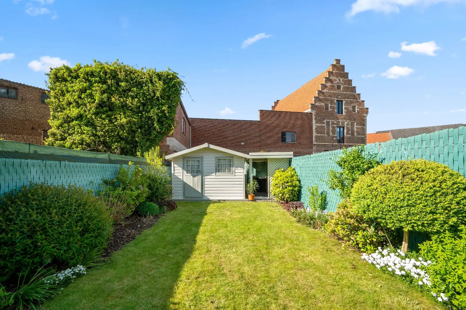 Licht te renoveren gezinswoning met tuin en 3 slaapkamers in Tienen foto 27