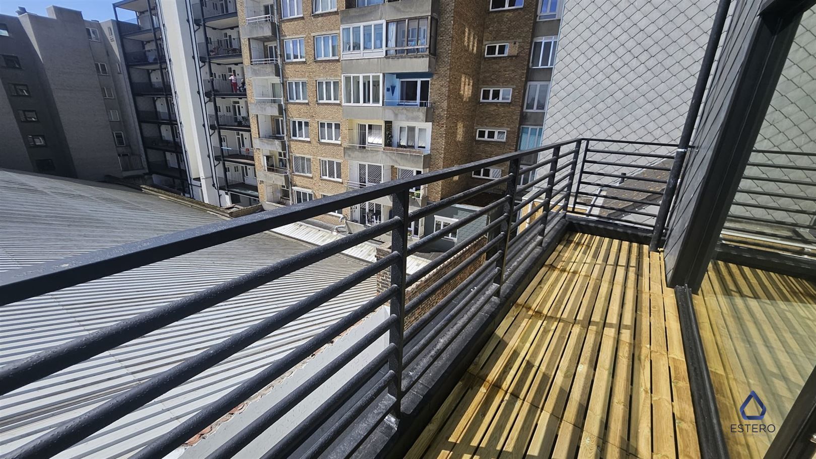 Gezellige studio met terras in hartje Oostende foto 8